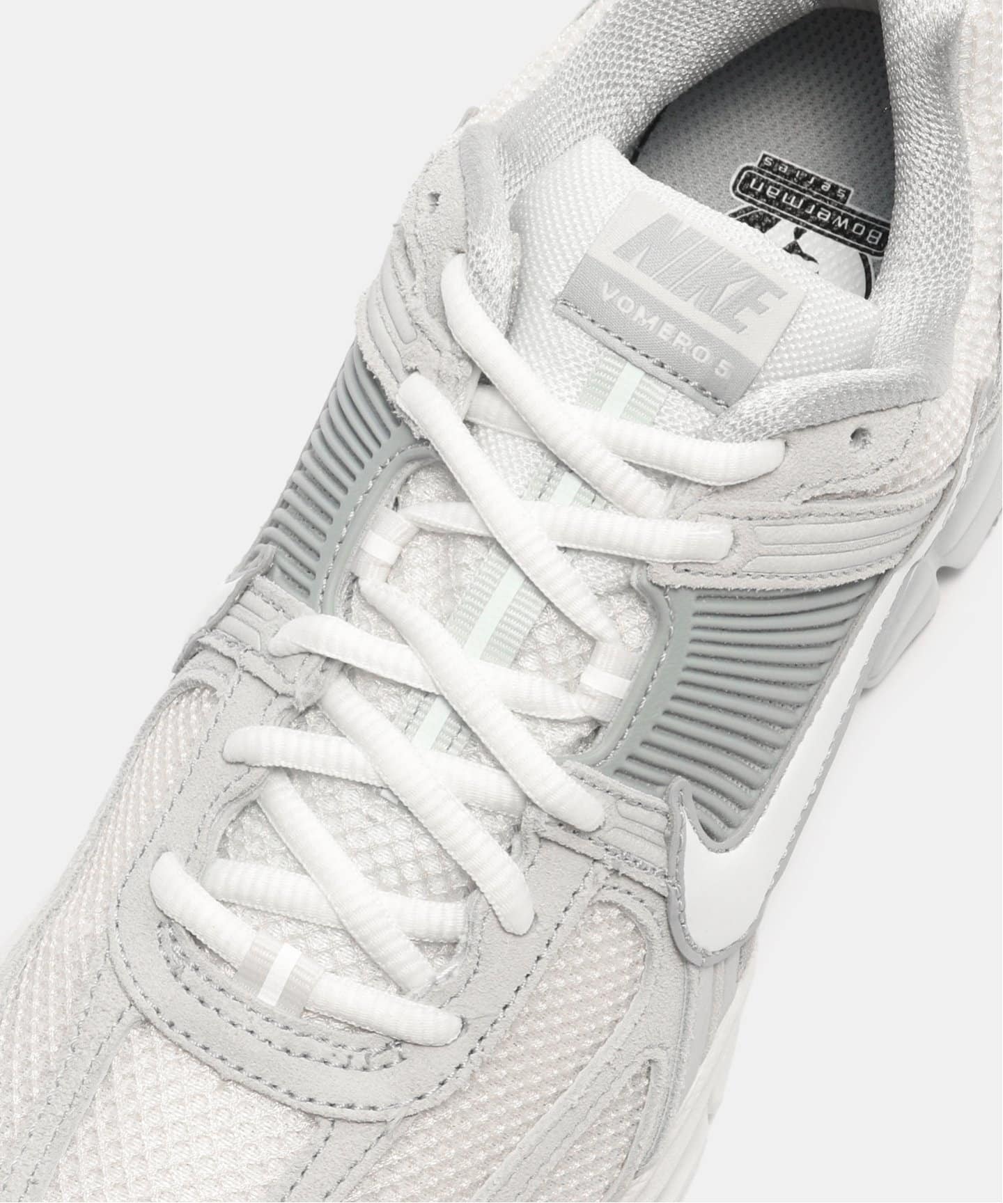 NIKE W NIKE ZOOM VOMERO 5 SDE HQ0458-001（スニーカー