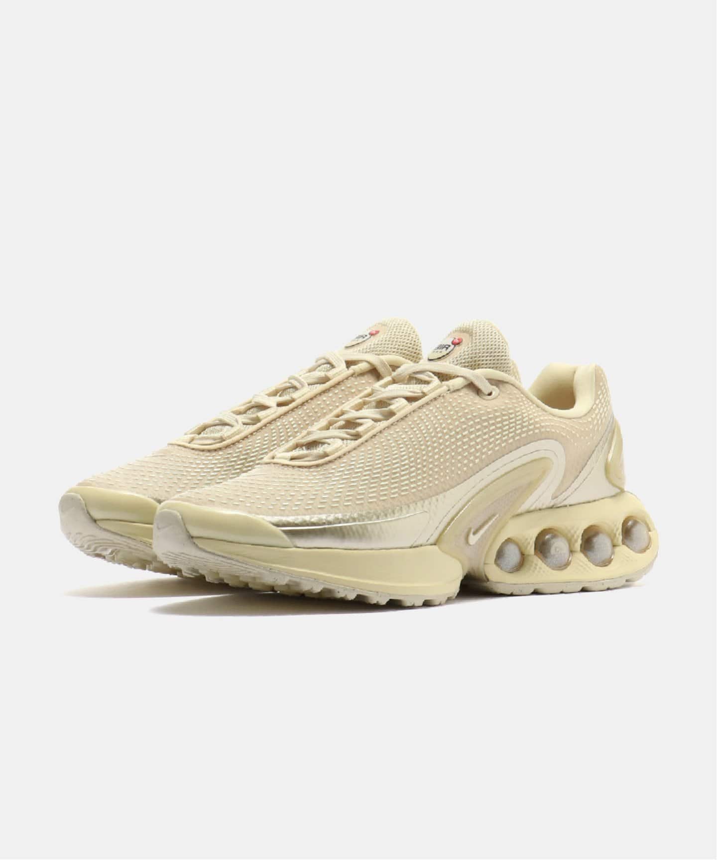 NIKE W AIR MAX DN HV4861-200（スニーカー）｜HERRINGBONE