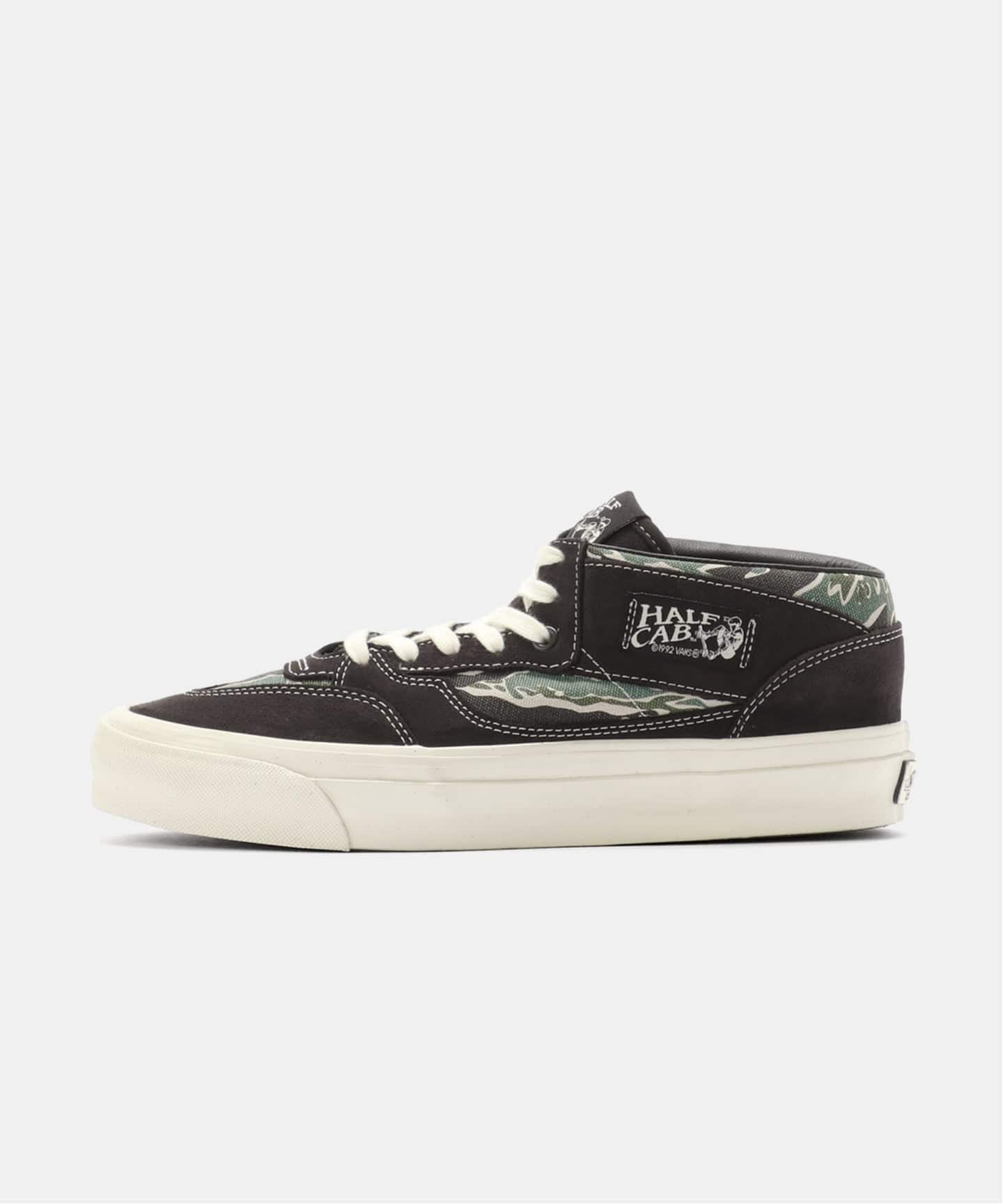 VANS PREMIUM Half Cab Reissue 33 VN000E97F03（スニーカー