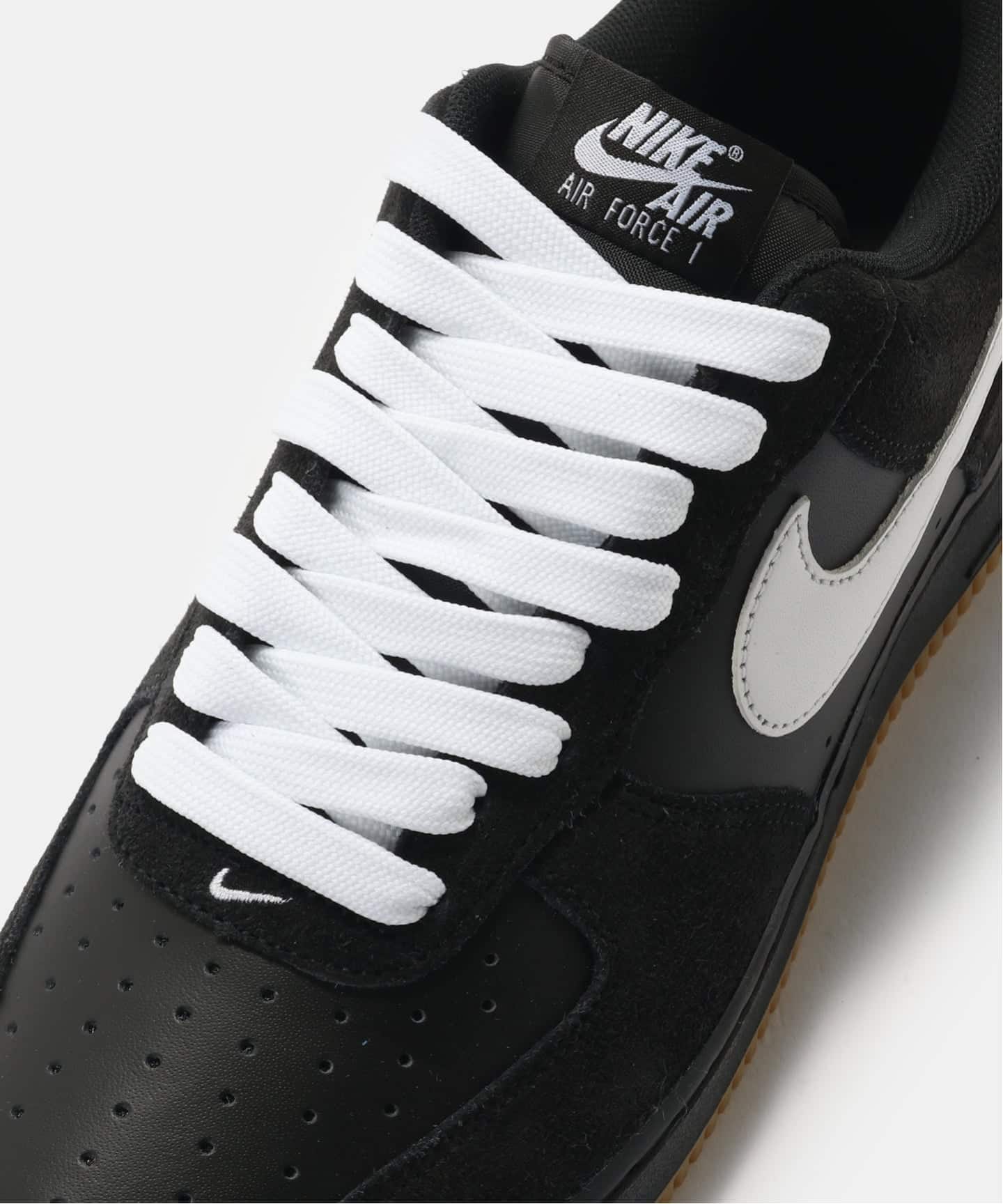 NIKE AIR FORCE 1 '07 LV8 IB6388-001（スニーカー）｜HERRINGBONE