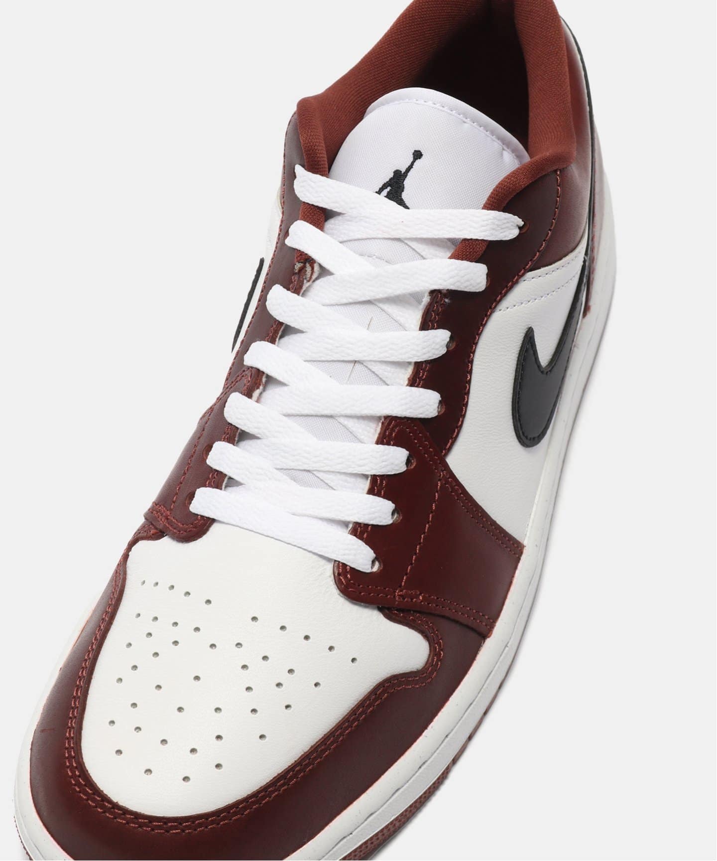 JORDAN BRAND AIR JORDAN 1 LOW SE HF3148-102（スニーカー