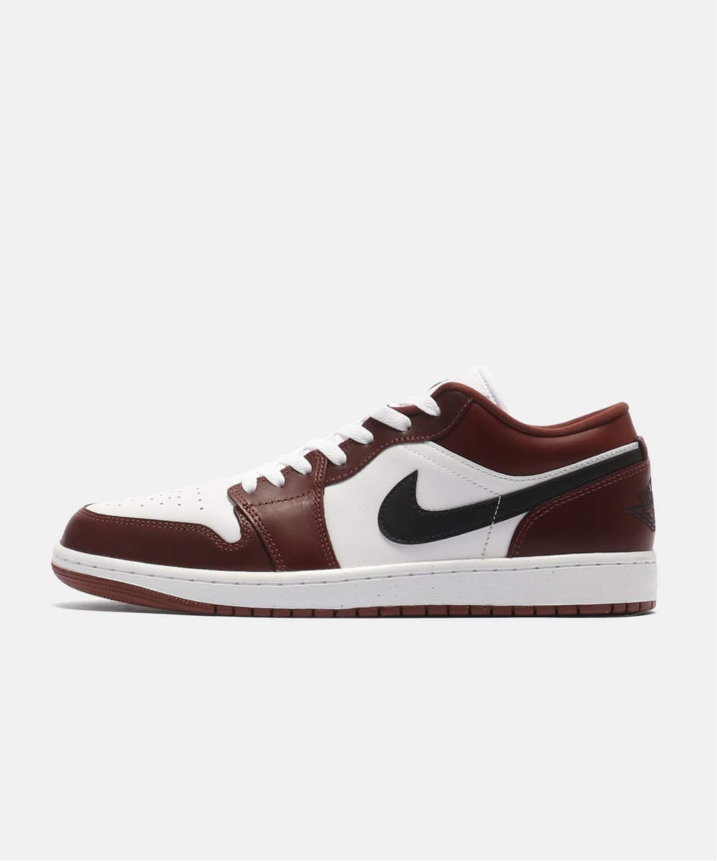 AJ1 エアジョーダン HF3148-102 JORDAN BRAND AIR JORDAN 1 LOW SE WHITE/BLACK-DARK PONY