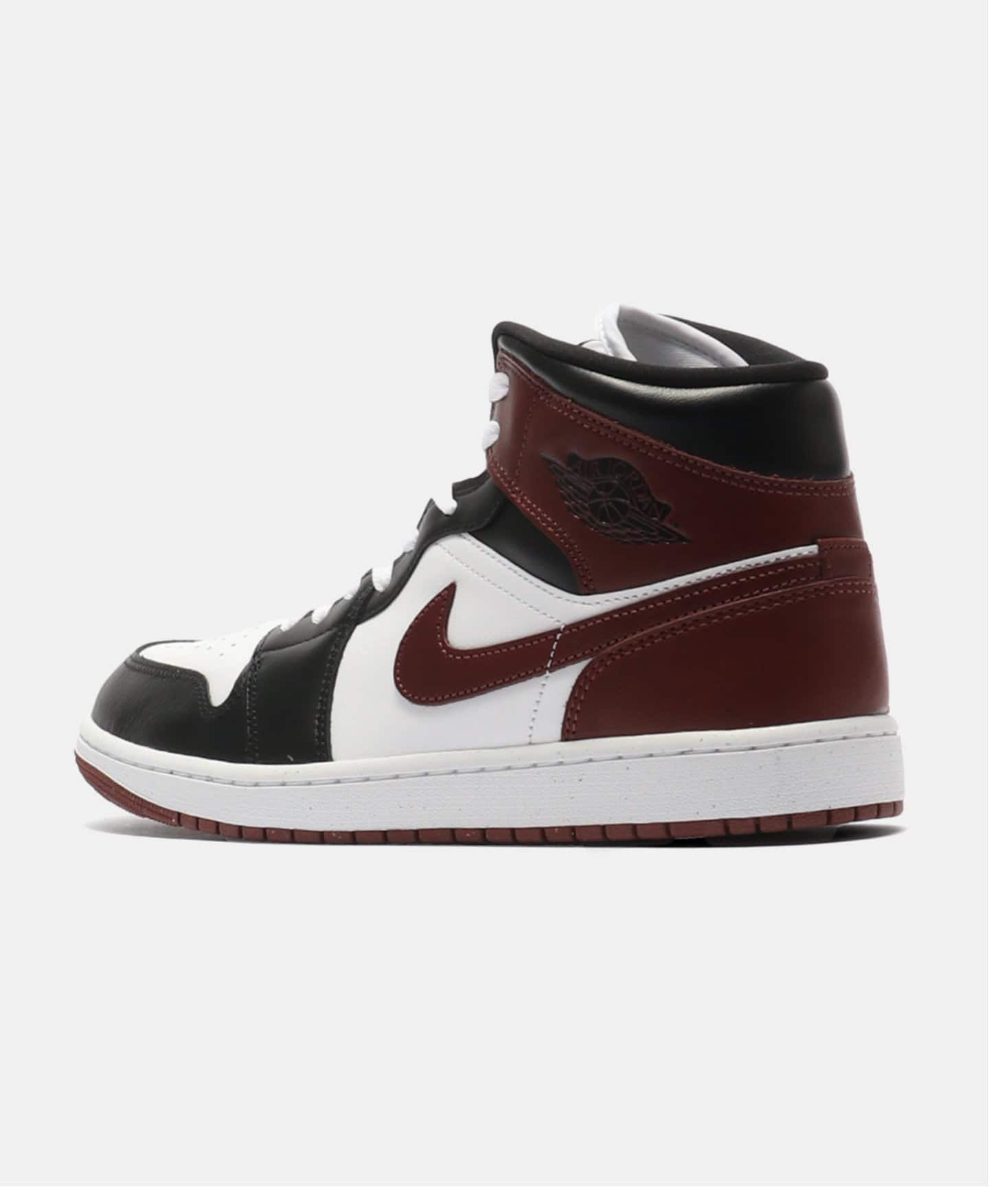 楽天市場】ナイキ エア ジョーダン 1 ミッド SE NIKE AIR JORDAN