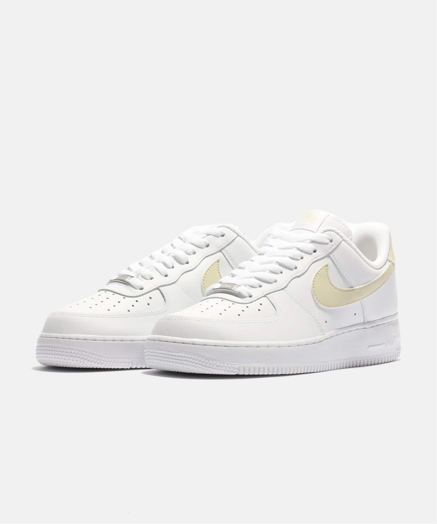 NIKE AIR FORCE 1 07 ESS FJ4146-111（スニーカー）｜HERRINGBONE