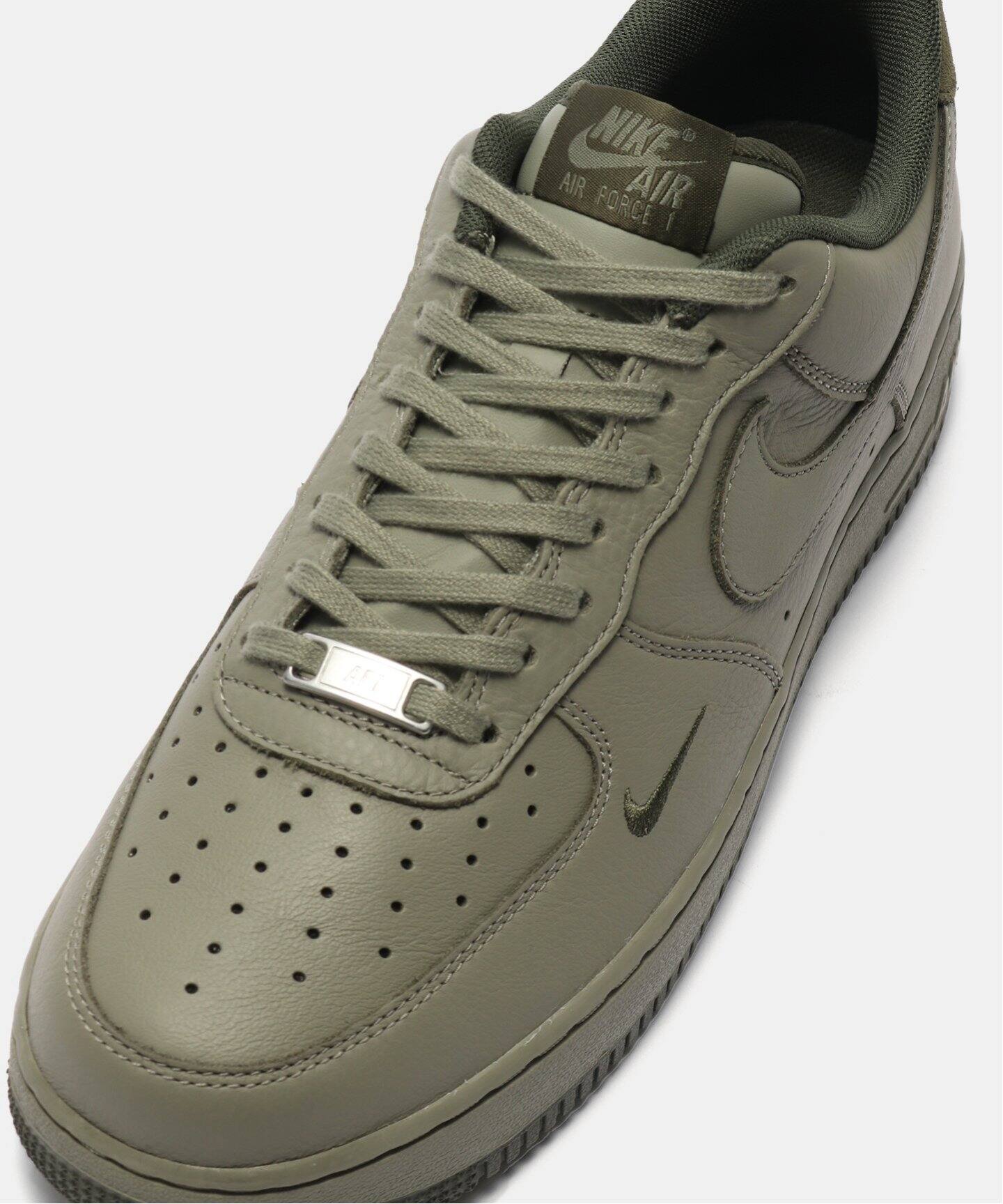 NIKE AIR FORCE 1 07 LV8 ESS HM9483-300（スニーカー）｜HERRINGBONE 