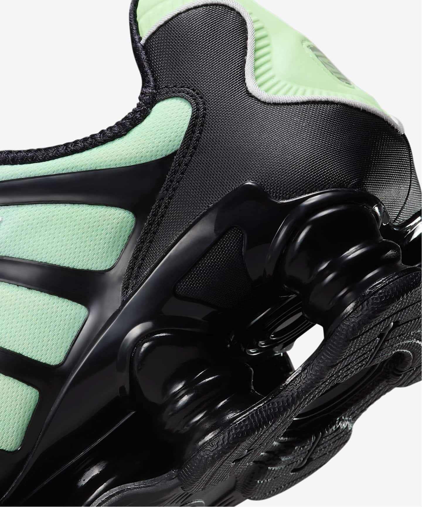 NIKE SHOX TL AV3595-300（スニーカー）｜HERRINGBONE