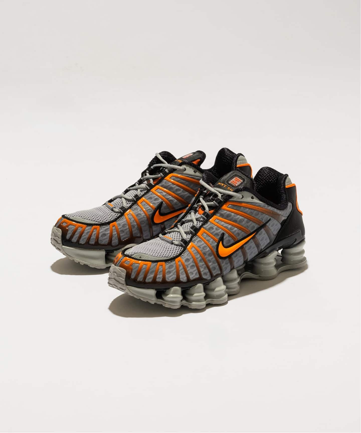 NIKE SHOX スニーカー NIKE SHOX TL AV3595-011（スニーカー）｜HERRINGBONE（ヘリンボーン