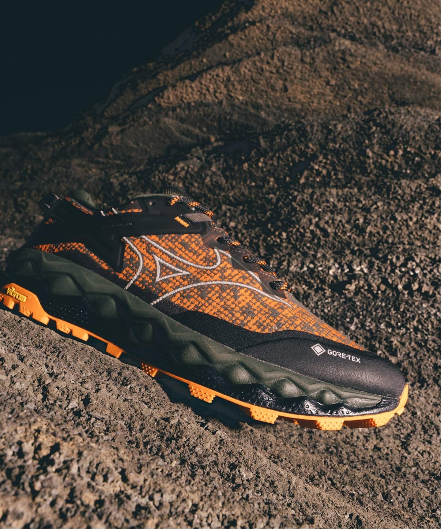 MIZUNO WAVE MUJIN LS GTX MAHARISHI D1GD2501-01（スニーカー