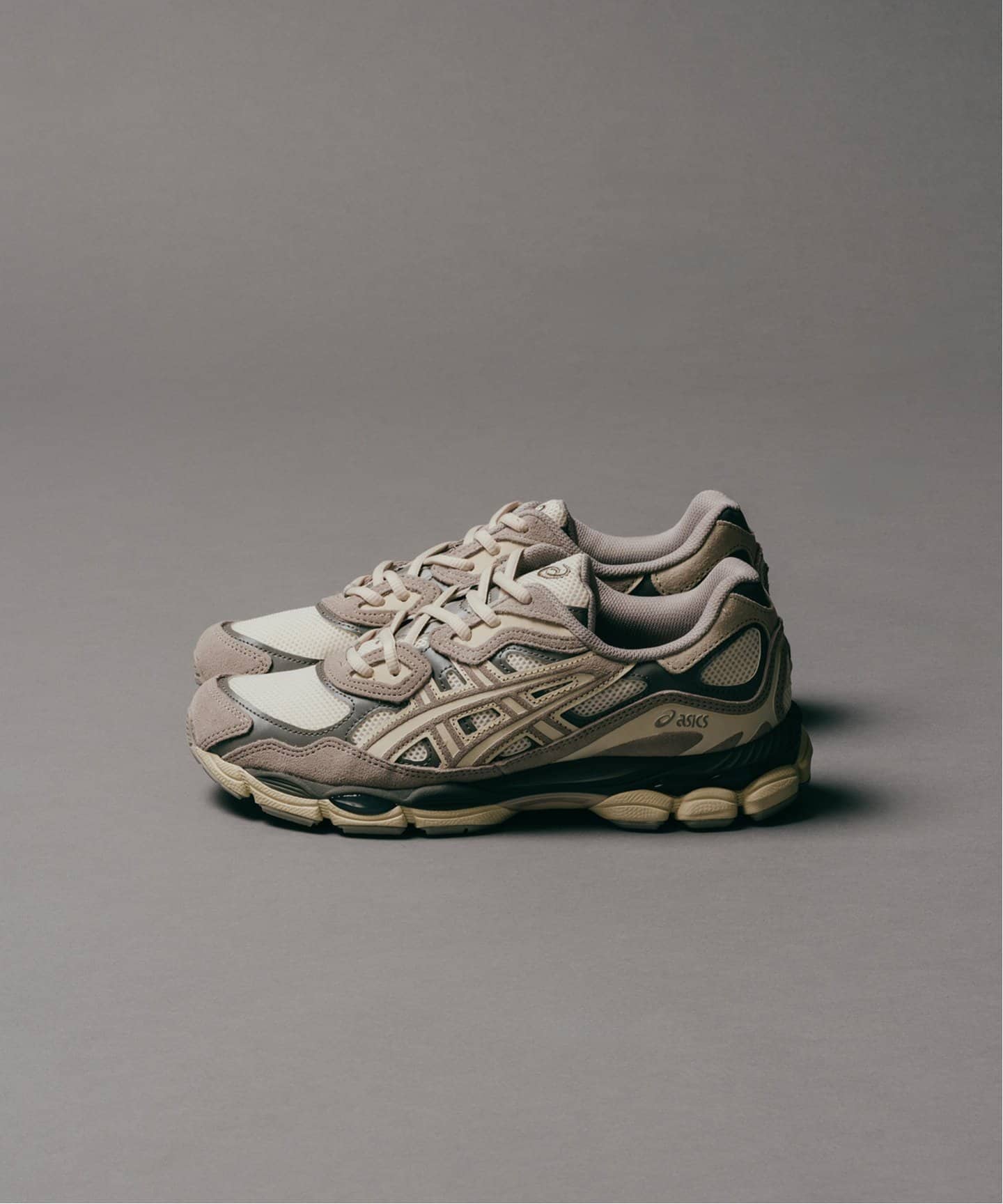 ASICS GEL-NYC 1201A789.103（スニーカー）｜HERRINGBONE
