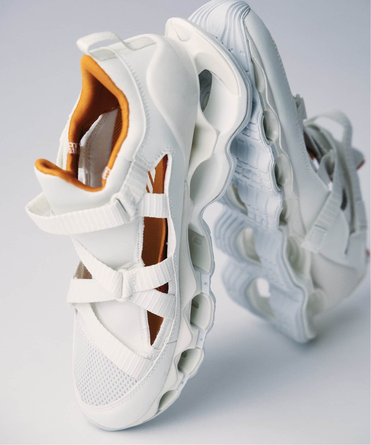 MIZUNO Wave Prophecy Strap D1GA2519-02（スニーカー