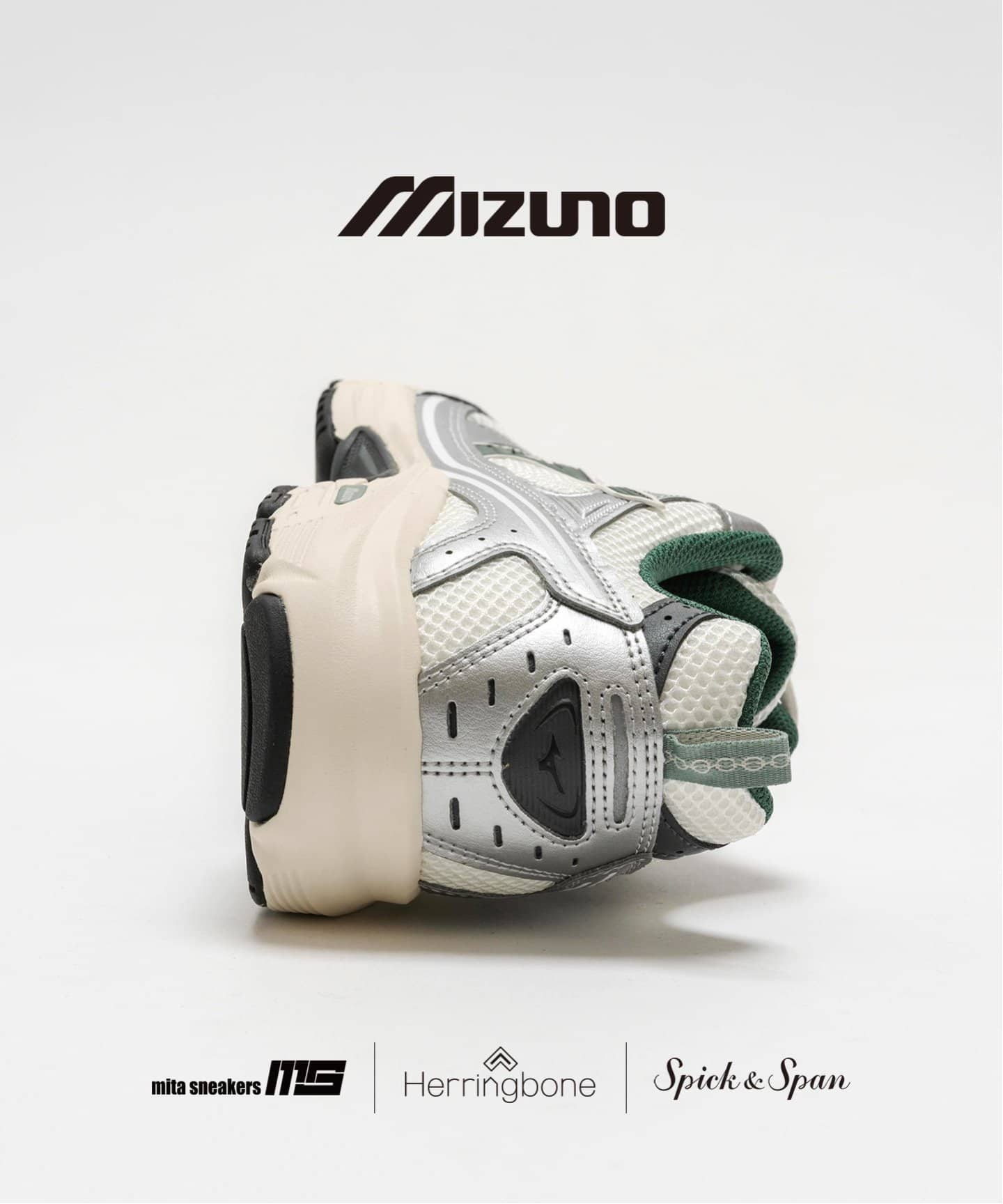 日本国内限定カラー】MIZUNO MXR OG D1GD2451-11（スニーカー