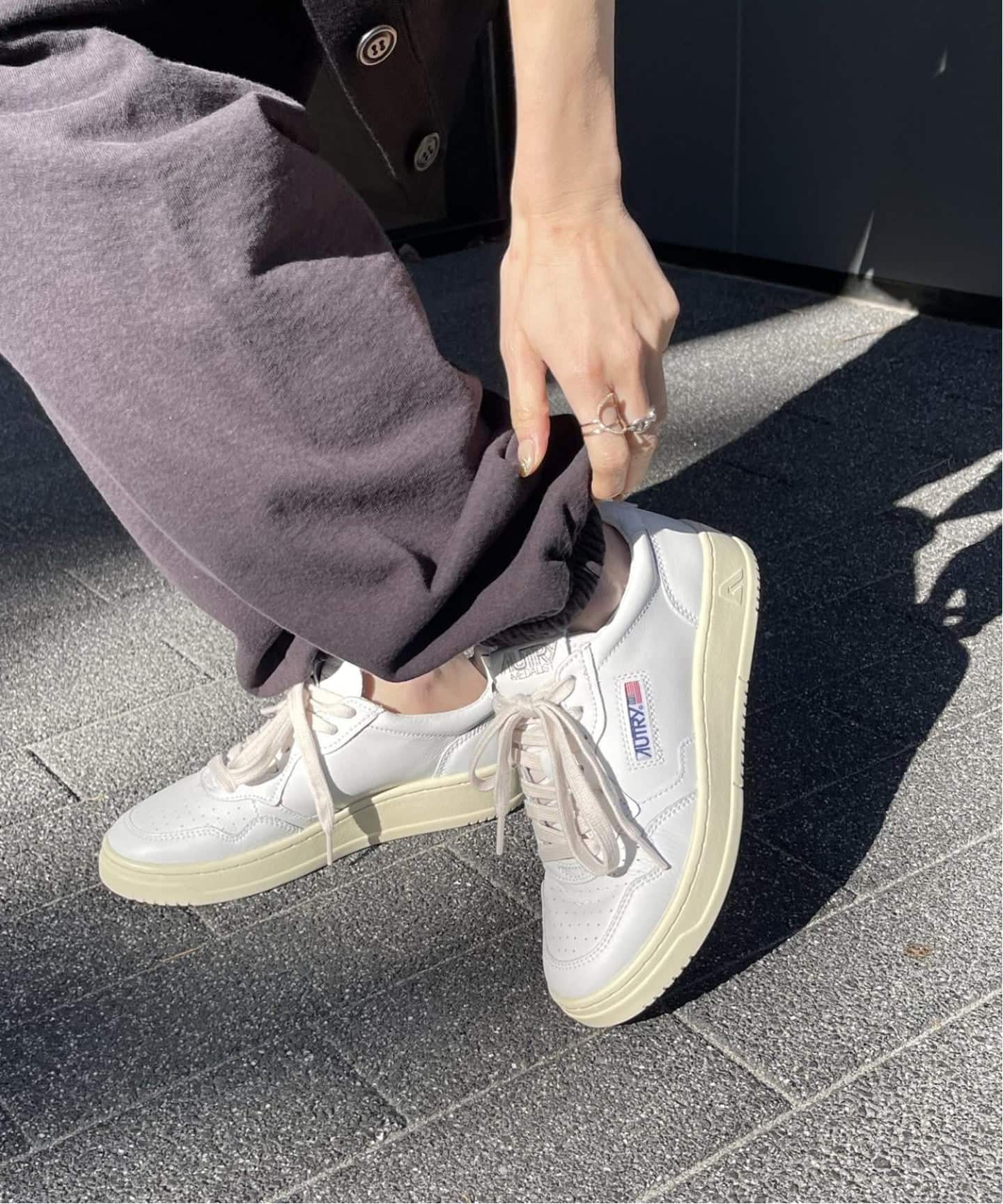 一部店舗+WEB限定》AUTRY / オートリー MEDALIST LOW WOM