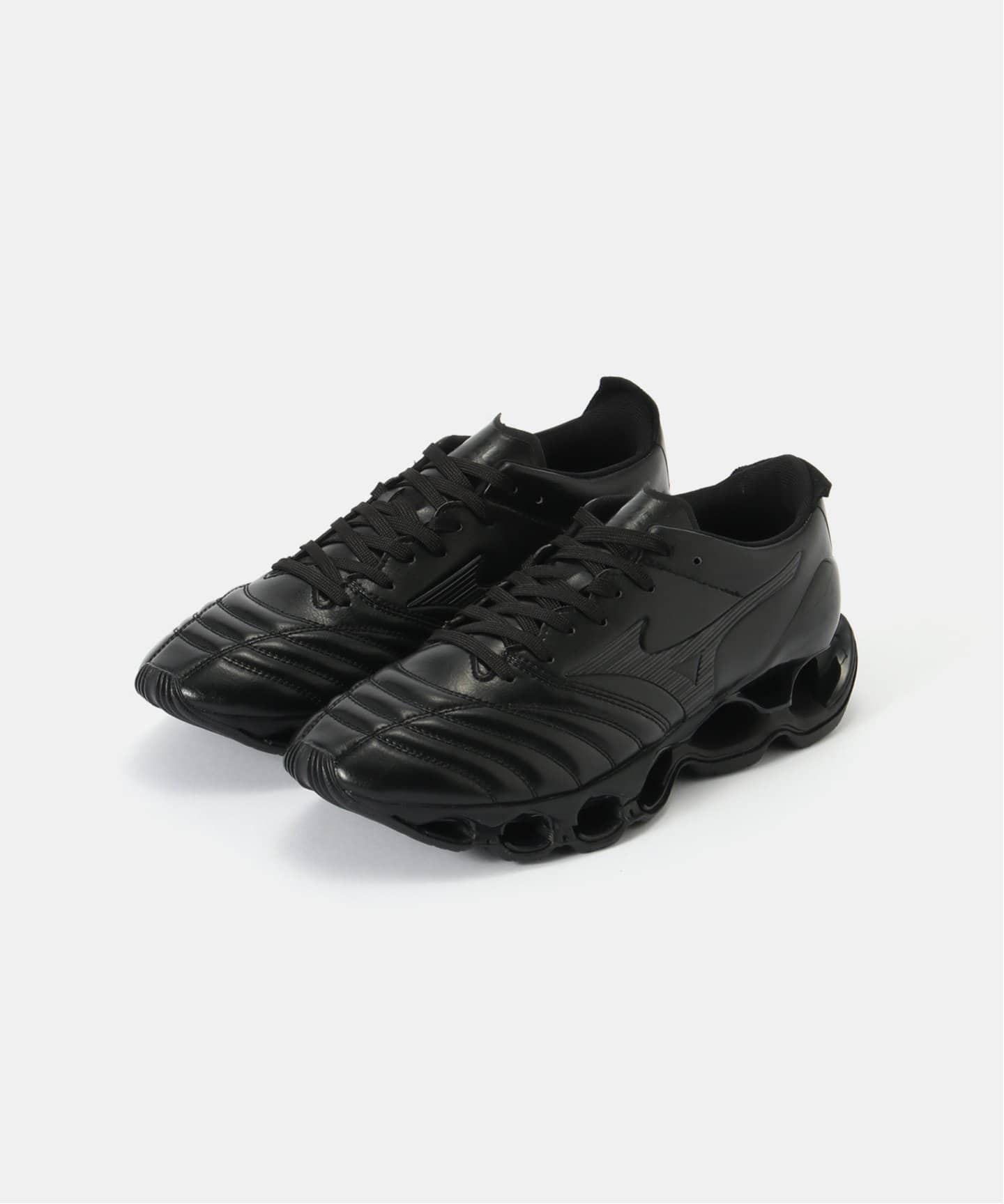 WEB限定》MIZUNO / ミズノ WAVE PROPHECY MORELI（スニーカー）｜Spick