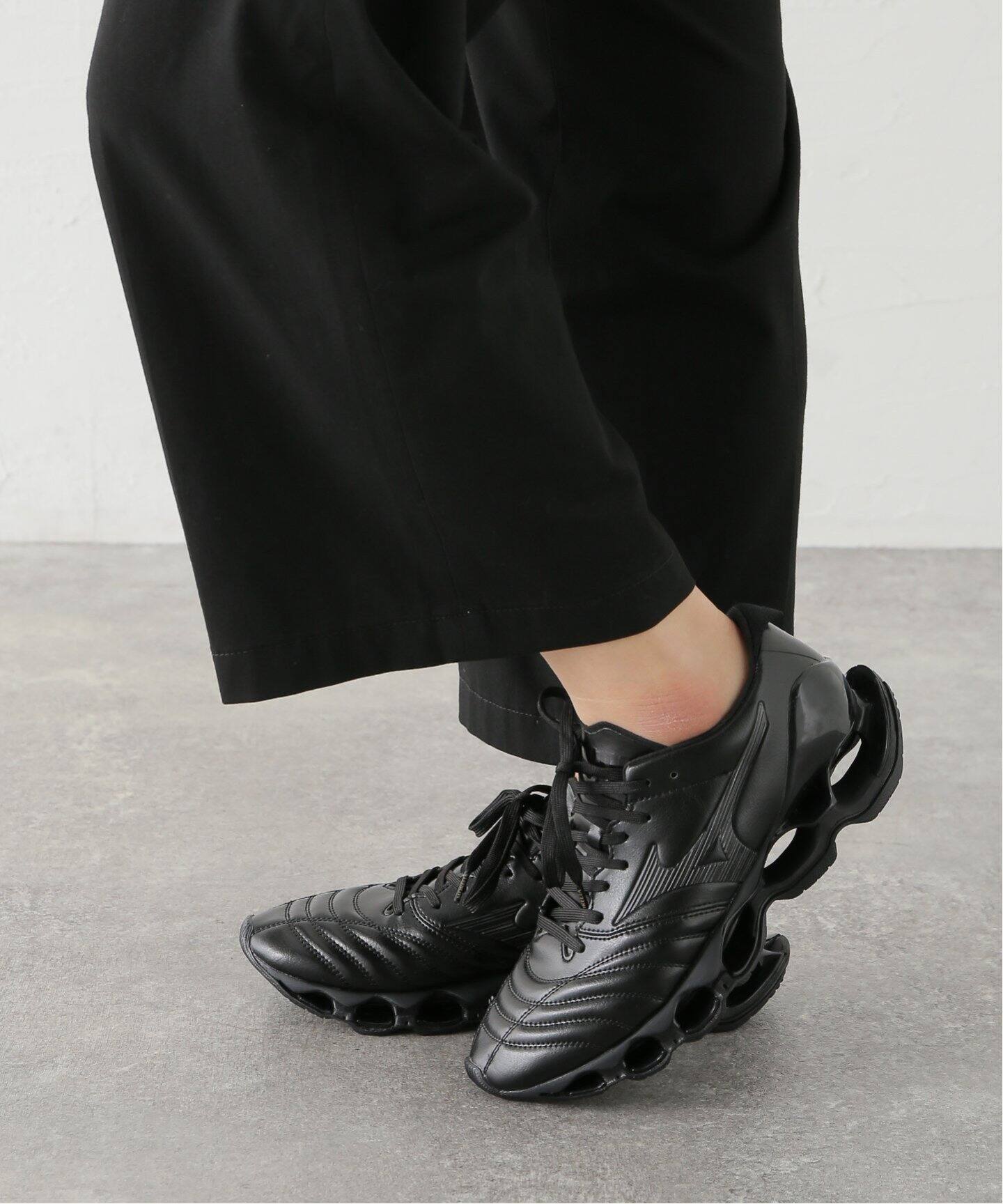 WEB限定》MIZUNO / ミズノ WAVE PROPHECY MORELI（スニーカー）｜Spick