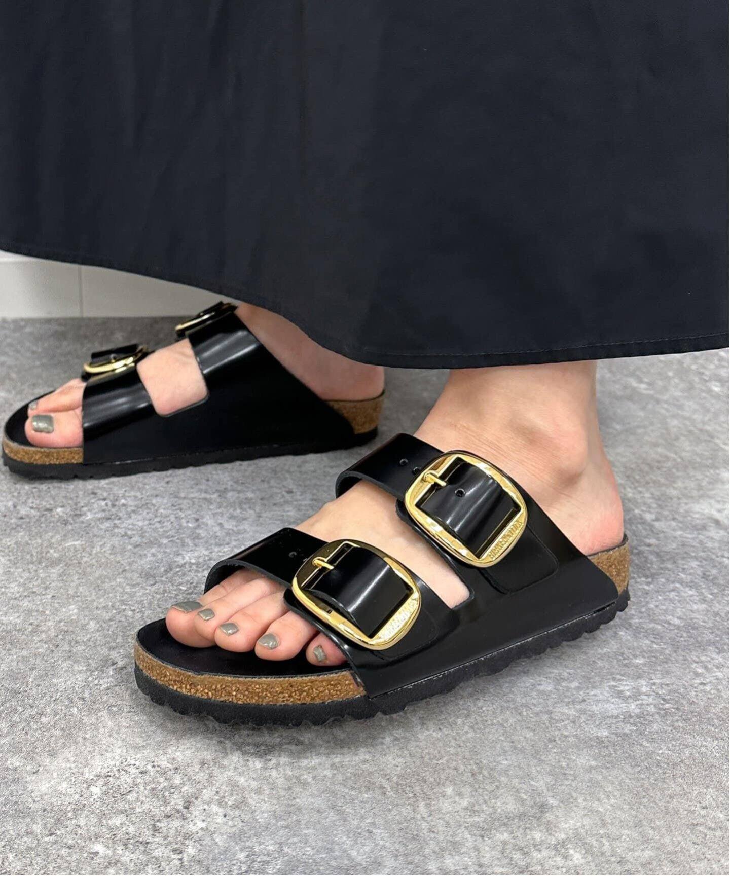 靴 BIRKENSTOCK / ARIZONA BIGBUCKLE HEX Arizona Big Buckle Nubuck Leather Sandcastle | BIRKENSTOCK