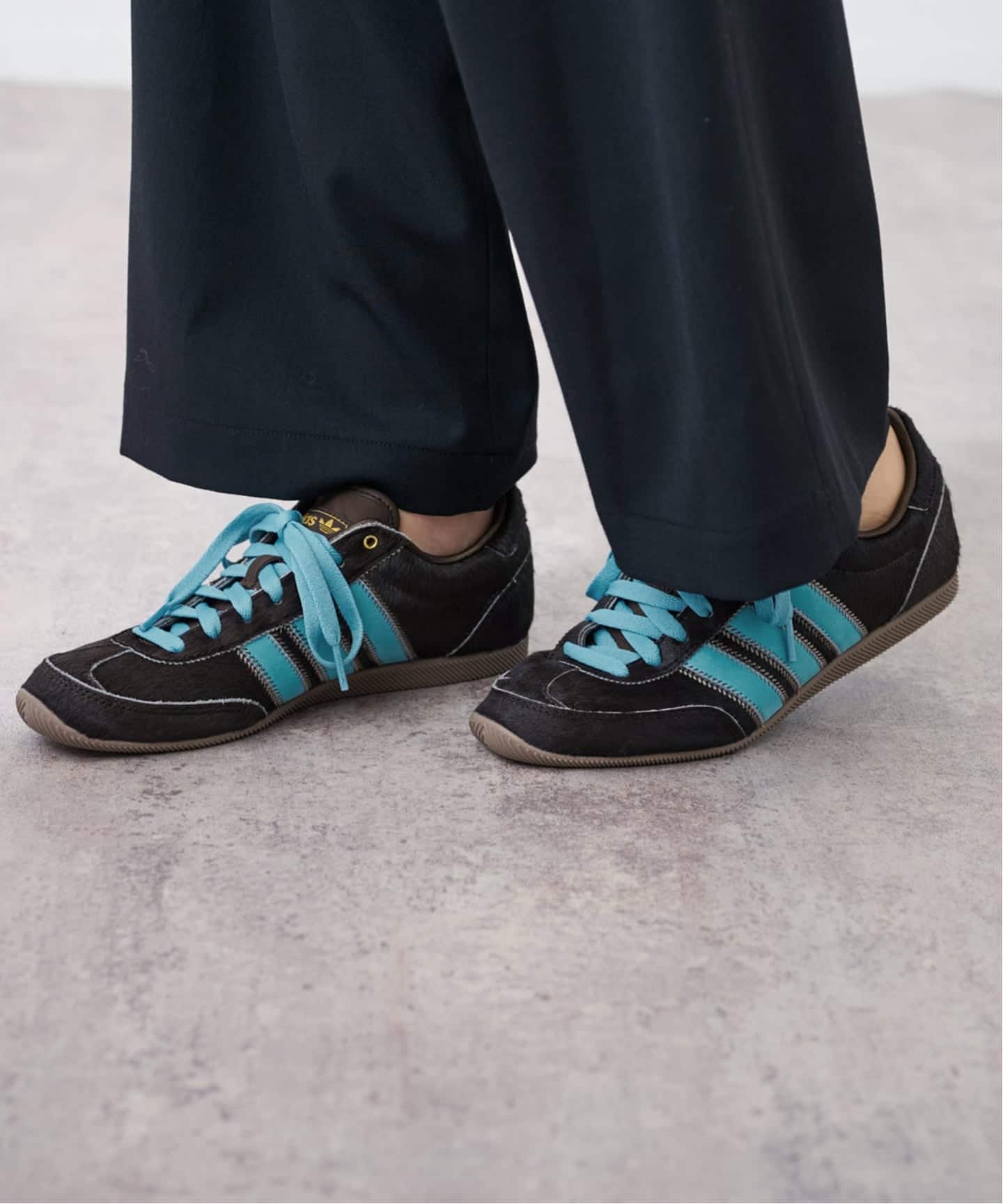 ⭐︎今期フレームワークadidas JAPAN W 24 ブラウン17600円 今期フレームワーク adidas JAPAN W 24 ブラウン - メルカリ