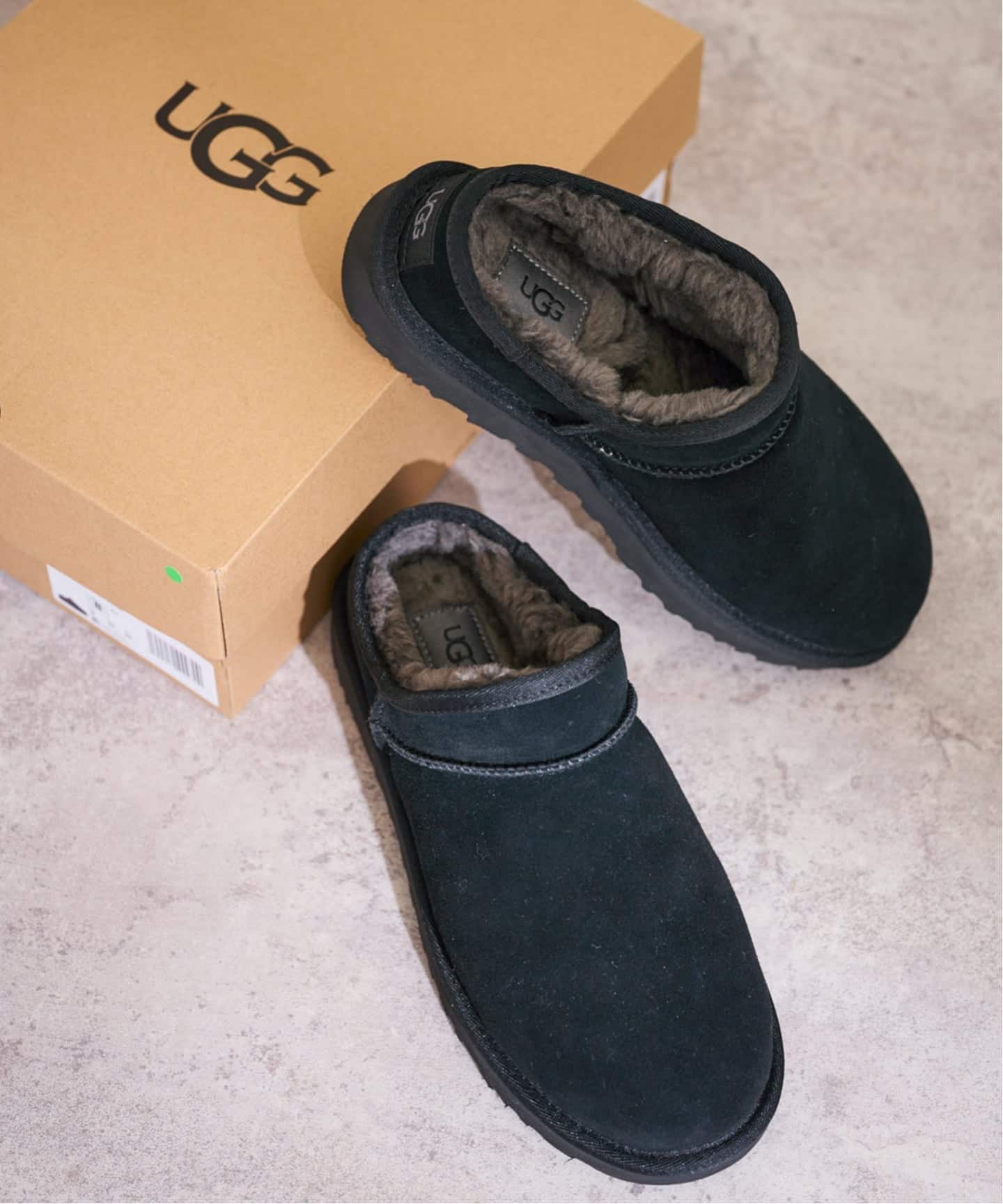 AASU　フレームワーク　UGG CLASSIC SLIPPER　ブラック ≪追加≫UGG CLASSIC SLIPPER（その他シューズ）｜FRAMeWORK
