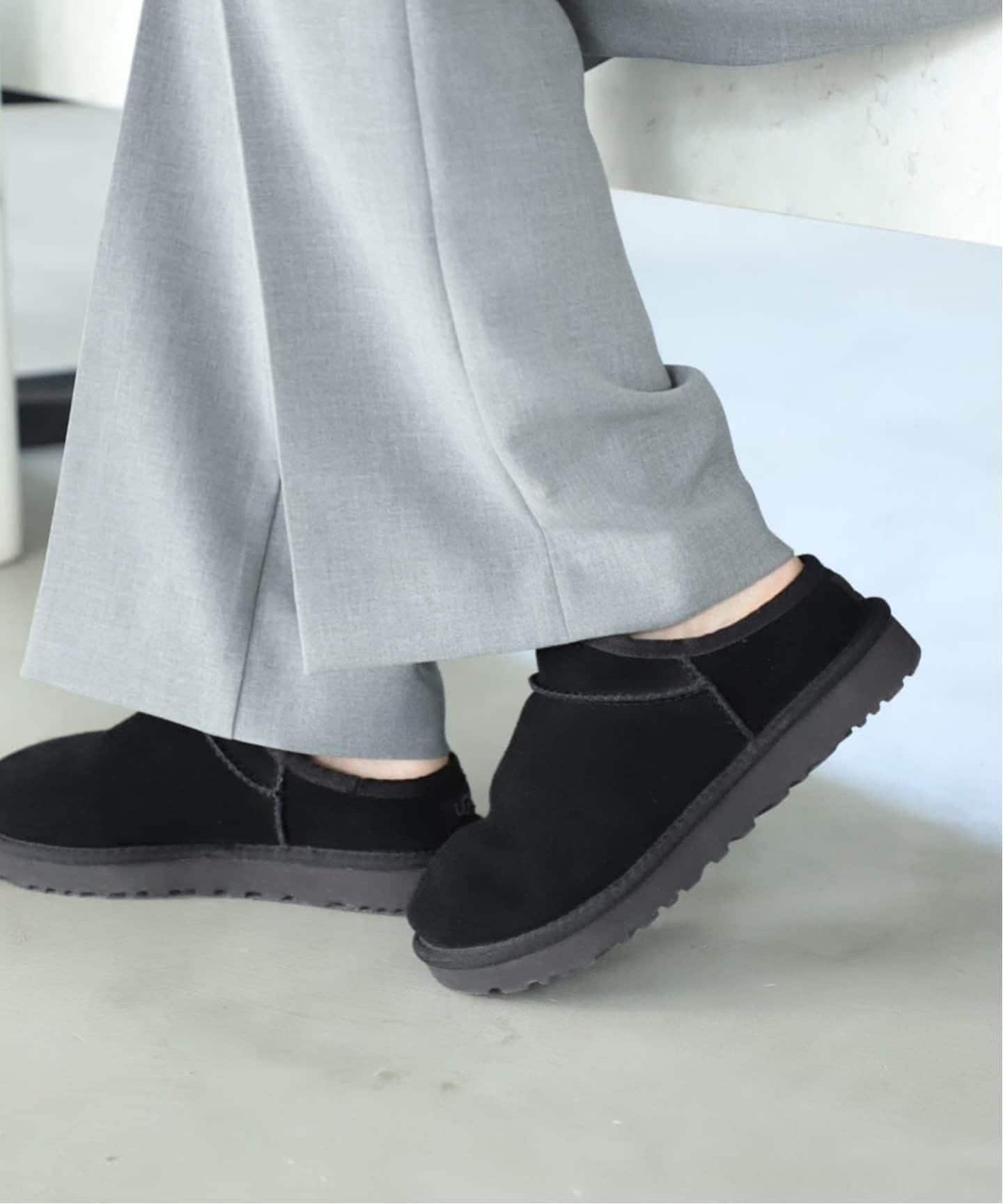 UGG CLASSIC SLIPPER ブラック アグ フレームワーク ≪追加≫UGG CLASSIC SLIPPER（その他シューズ）｜FRAMeWORK