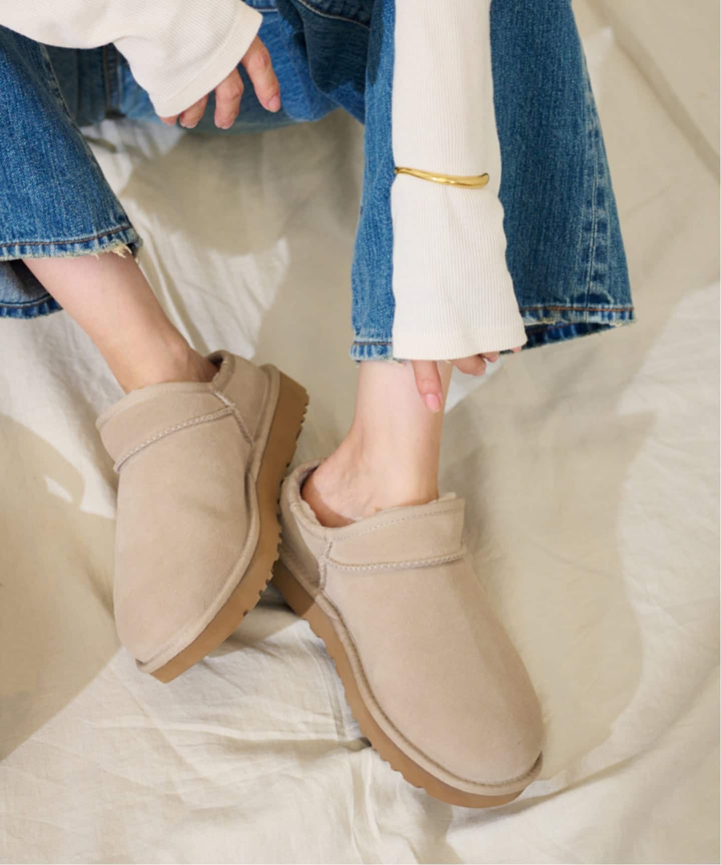 フレームワーク♪UGG♪グレー♪23♪US6 FRAMeWORK UGG フレームワーク アグ クラシックスリッパ グレー