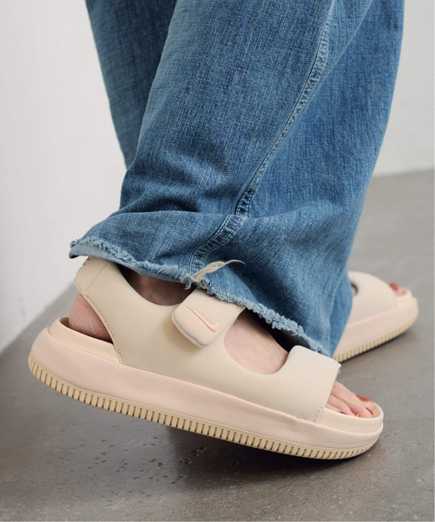 Nike CALM SANDAL サンダル NIKE/ W NIKE CALM SANDAL（サンダル）｜FRAMeWORK（フレーム