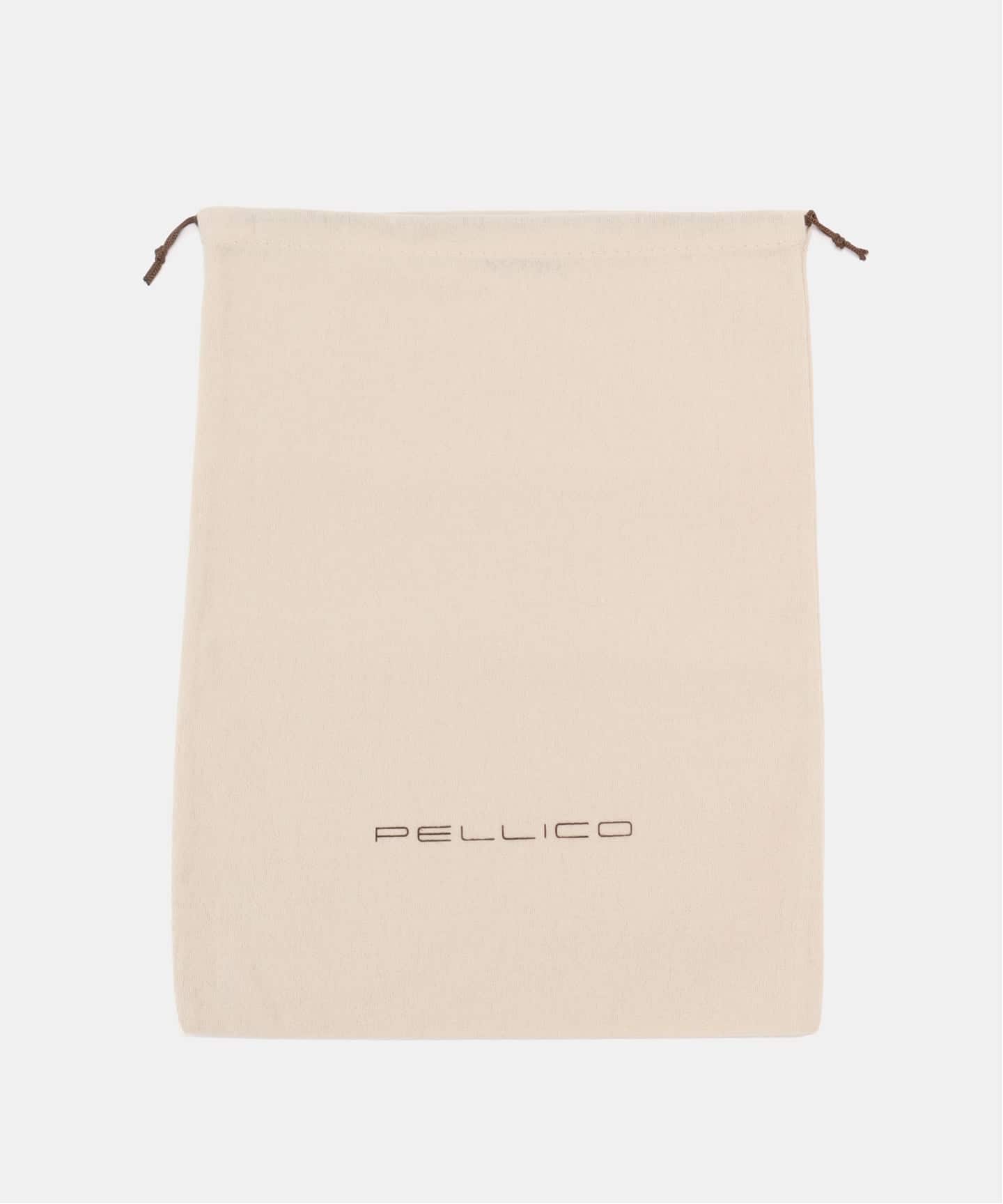 24【未使用】PELLICO BOLLE スクエアトゥパンプス 定価66000円 未使用】PELLICO BOLLE スクエアトゥ パンプス 定価66000円