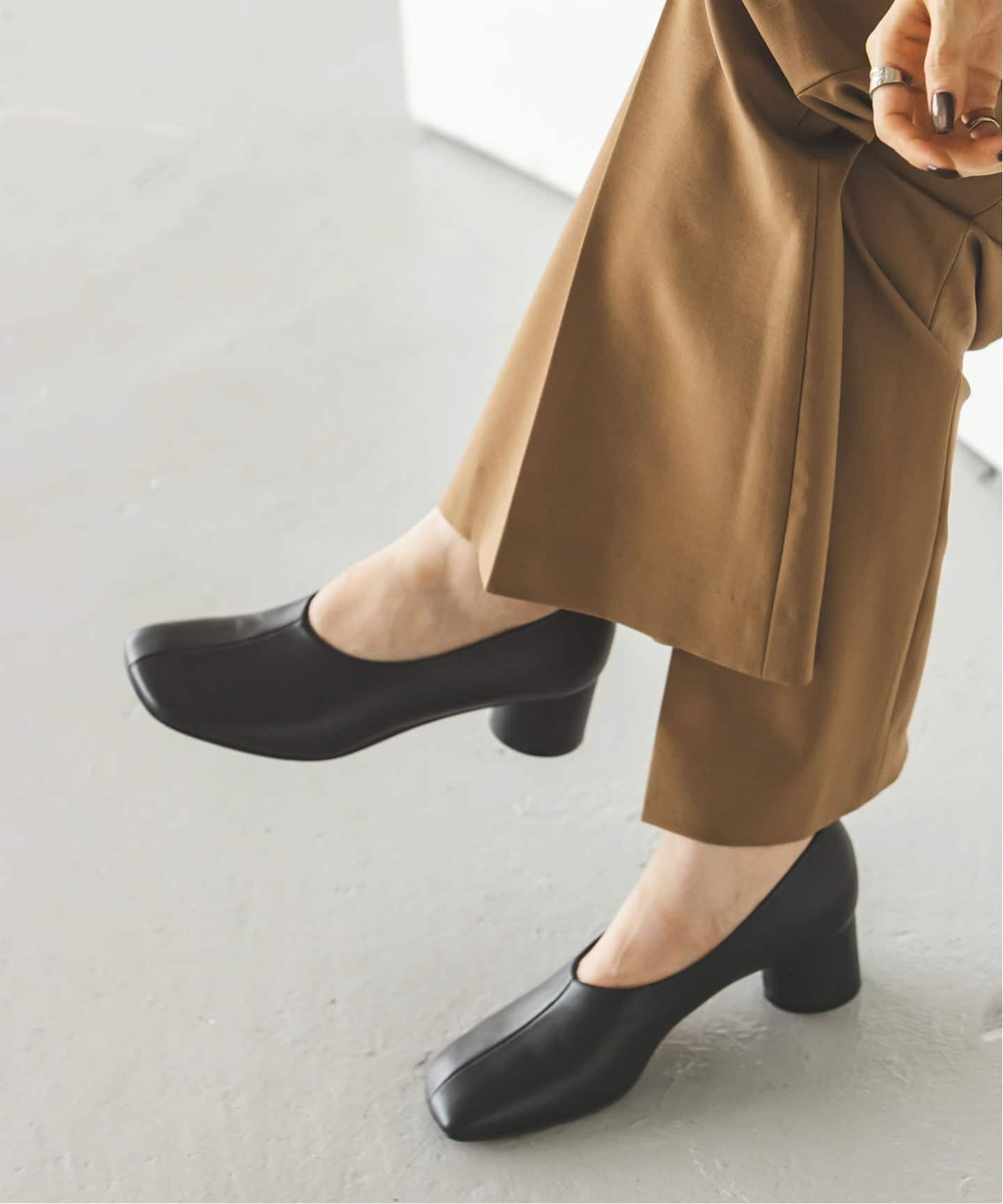 24【未使用】PELLICO BOLLE スクエアトゥパンプス 定価66000円 PELLICO | スクエアトゥ パンプス 1.0cm MULTI - アマン