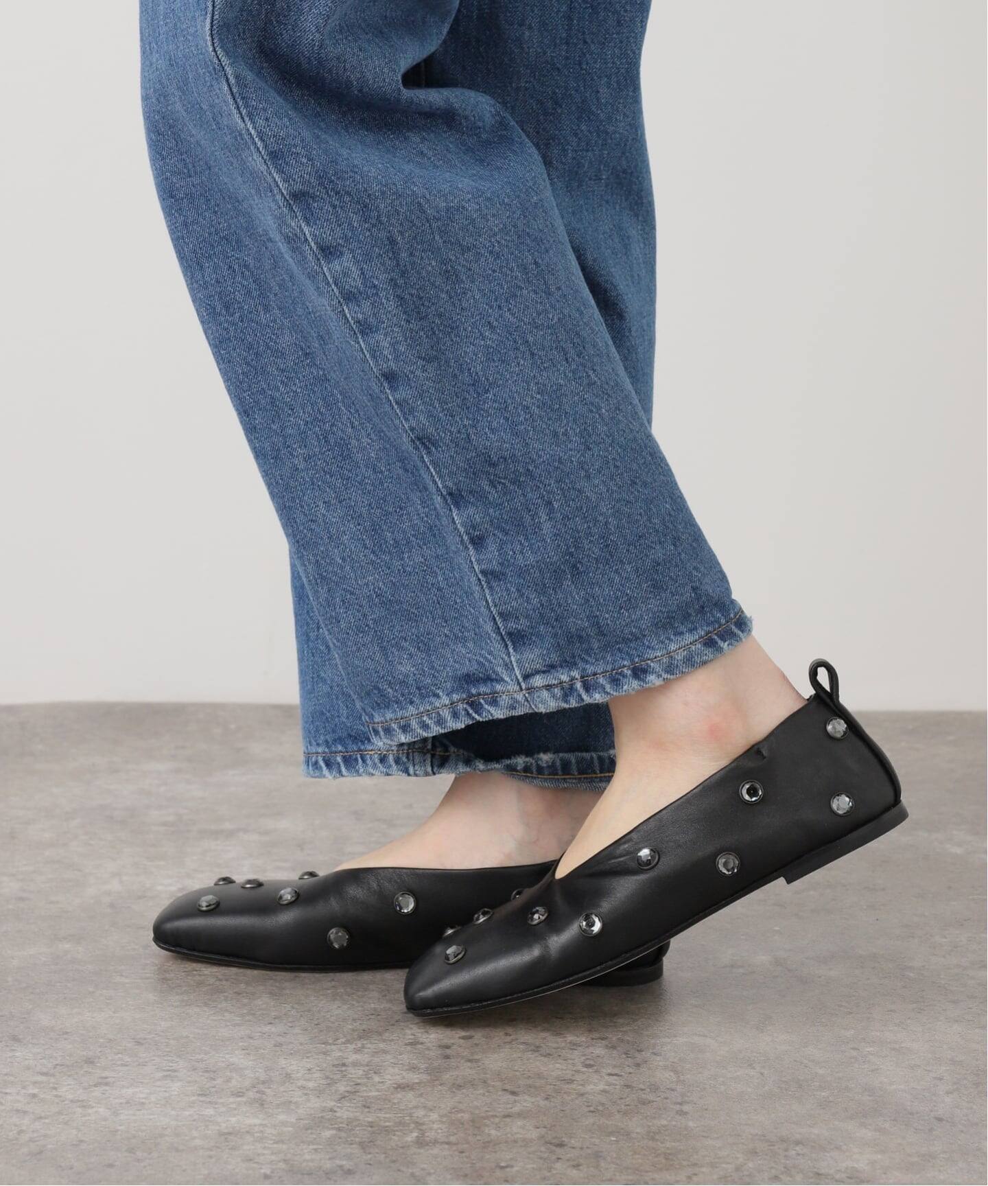 OHIKO/オヒコ スタッズスクエアフラットシューズ（フラットシューズ