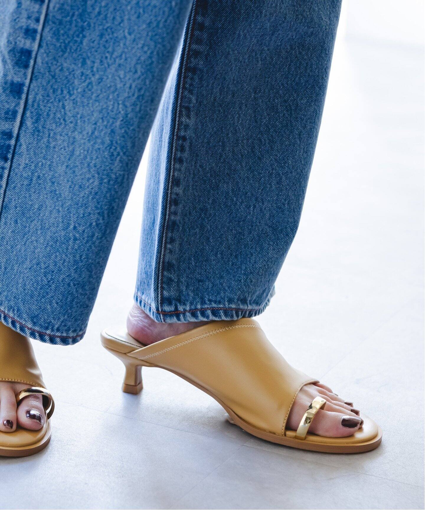 追加予約》LE VERNIS/ルベルニ Toe ring sandals（サンダル）｜NOBLE 