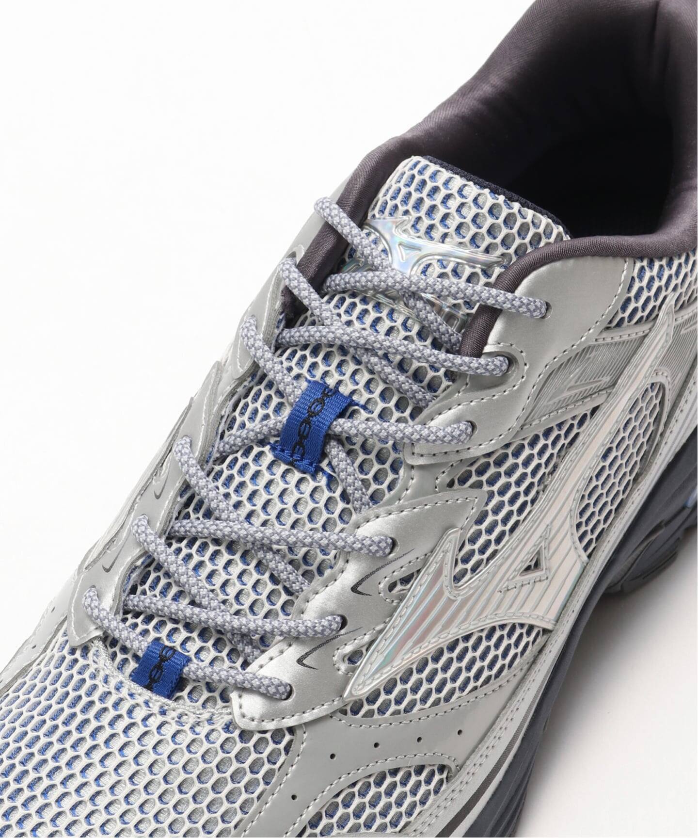 エディフィス（EDIFICE）/MIZUNO(ミズノ) MXR D1GA2553 MIZUNO(ミズノ) MXR D1GA2553（スニーカー）｜EDIFICE（エディフィス