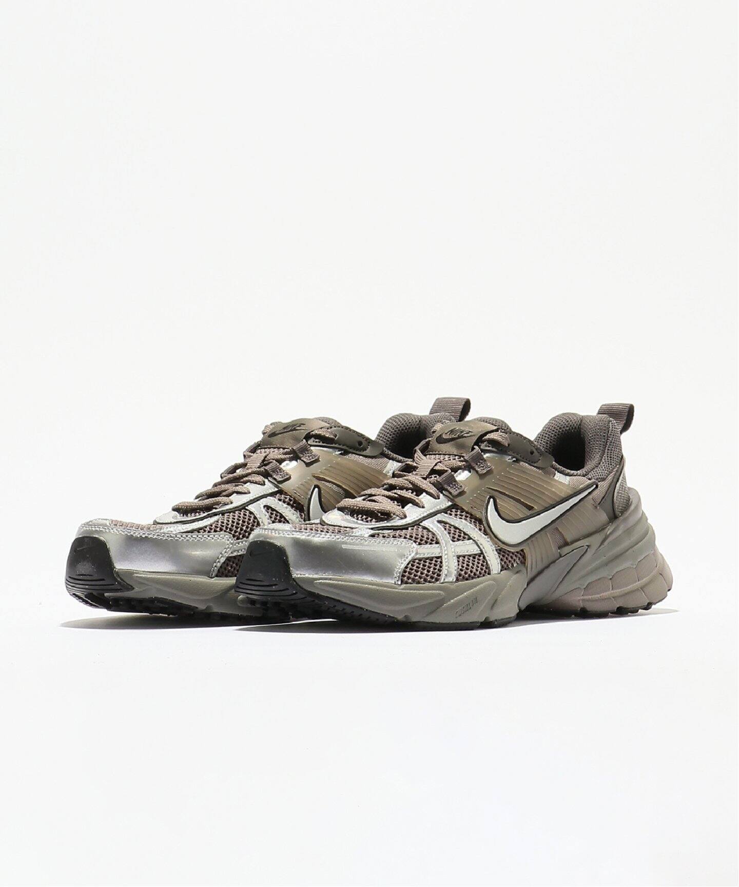 楽天市場】ナイキ V2K ラン NIKE V2K RUN ケイブストーン