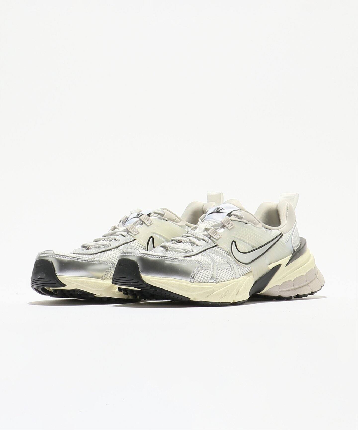 Amazon.com | Nike V2K Run Shoes (HJ4497-100, Summit White