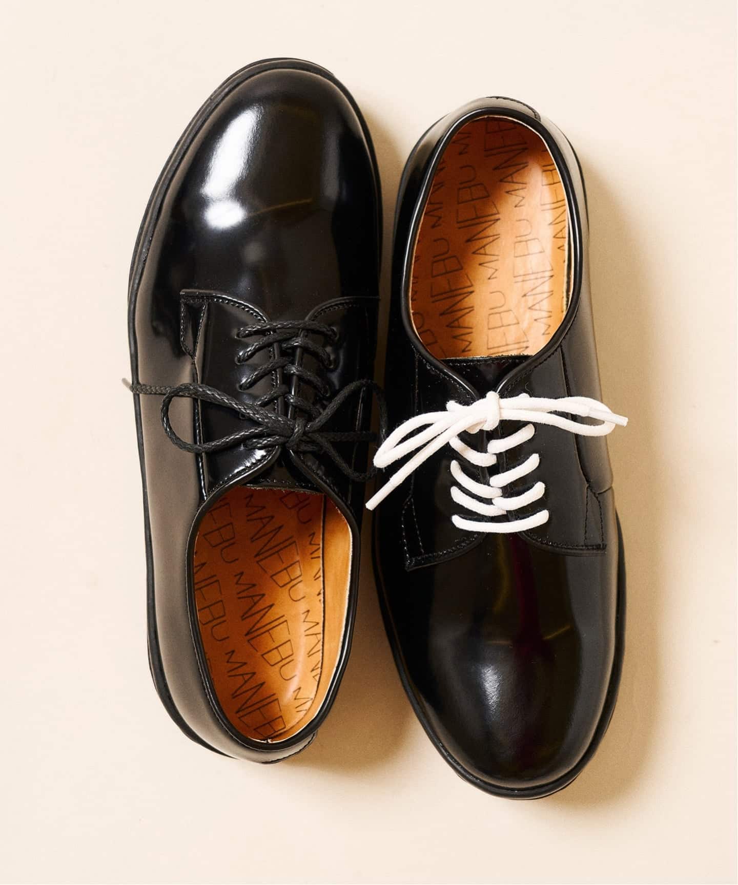 マネブ ヒヒン レザーシューズ/スニーカー プレーントゥ MNB-001B 革靴