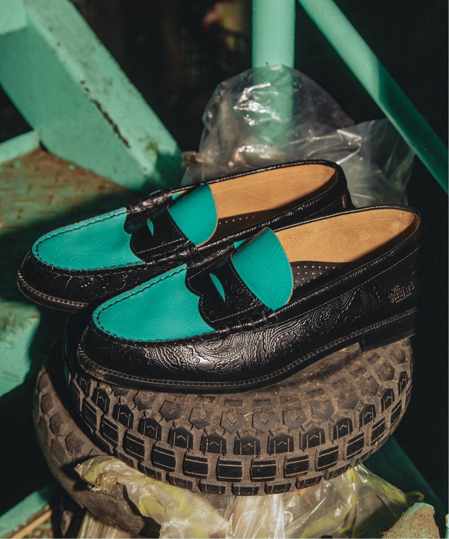 The Kenford Fineshoes / ケンフォード】EMBOSSED LOAFERS BLACK 