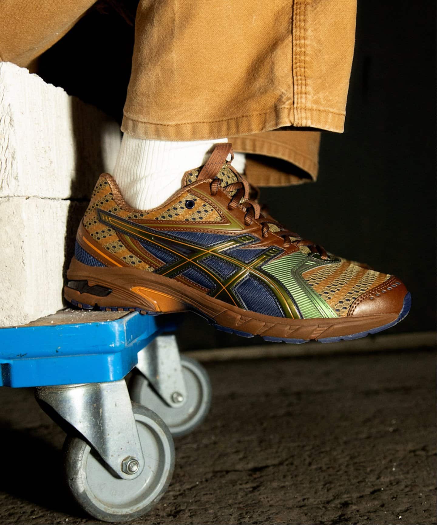 ウォーキング・ランニングウェア ASICS / UB9-S GEL-DSTRAINER14 26.0 asics UB9-S GEL-DS TRAINER 14 MIDNIGHT/PURPLE OXIDE（アシックス