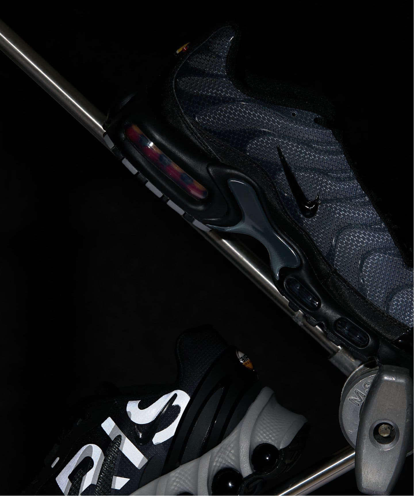 ★ナイキ★IB2253-001★Paris Saint-Germain Air Max Plus★人気 PSG x Nike Air Max Plus 