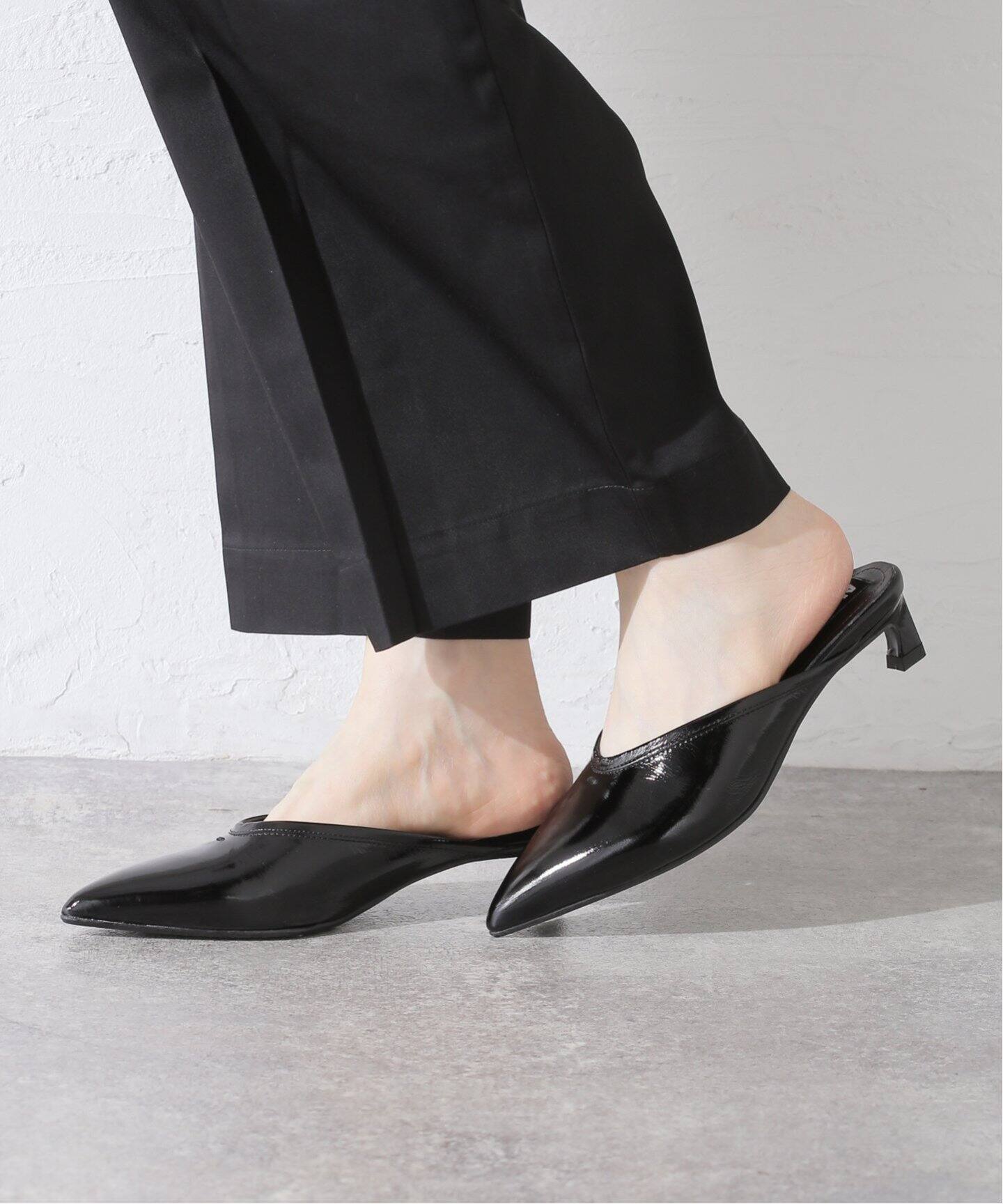 ALOHAS/アロハス】Tessa Onix Black Leather Mules：ミュール 