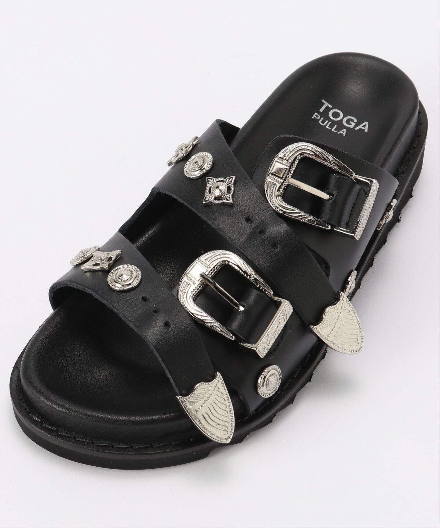 TOGA PULLA/トーガプルラ】BLACK LEATHER：サンダル（サンダル  