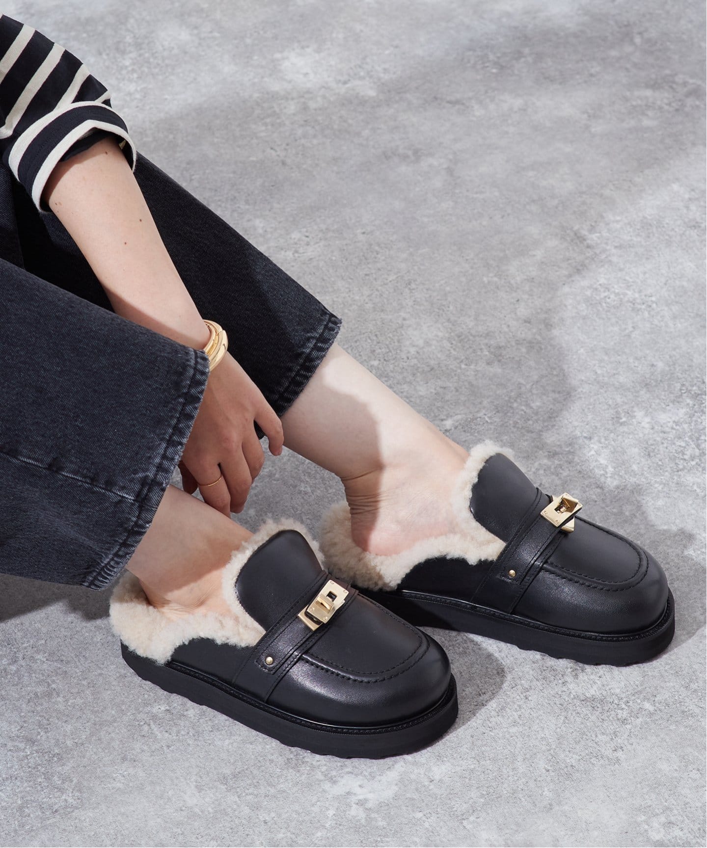 別注》【CAMINANDO/カミナンド】LEATHER BUCKLE PLATFORM