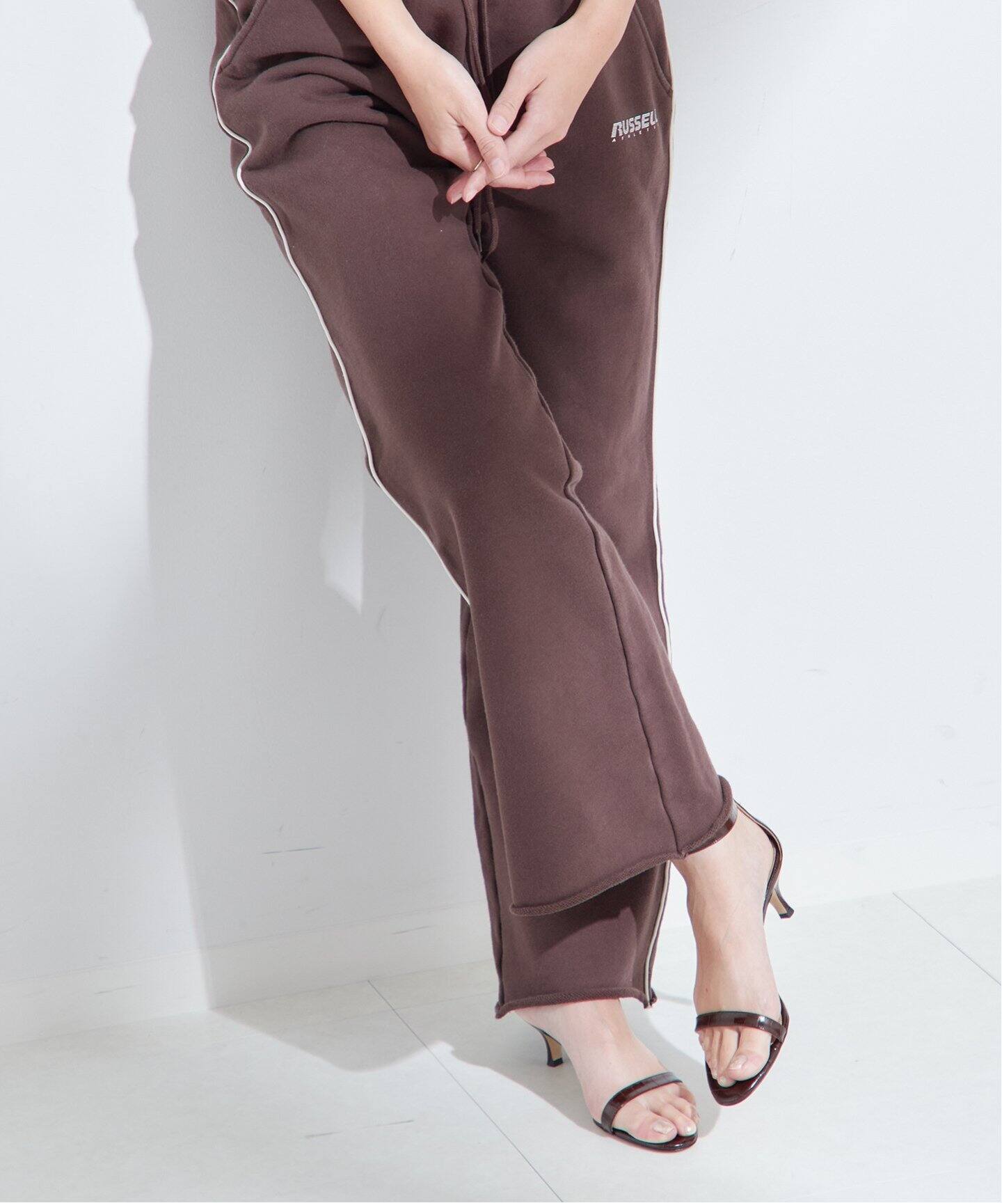 NEBULONI E. /ネブローニ】クロコカタオシ ワンストサンダル（サンダル  