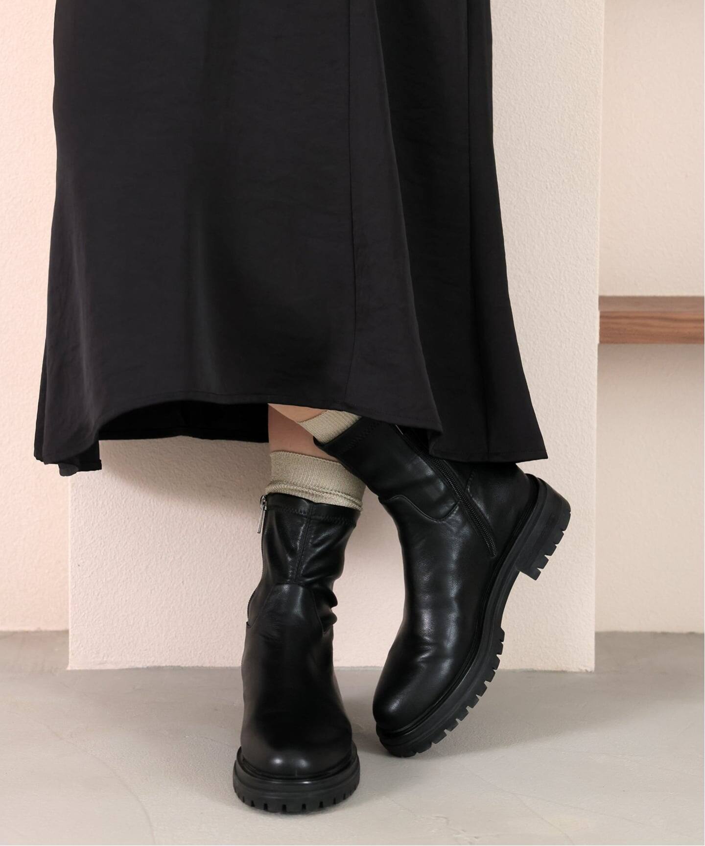 Mollini/モリーニ】 STRECH SMOOTH BOOTS（ブーティ・ショートブーツ