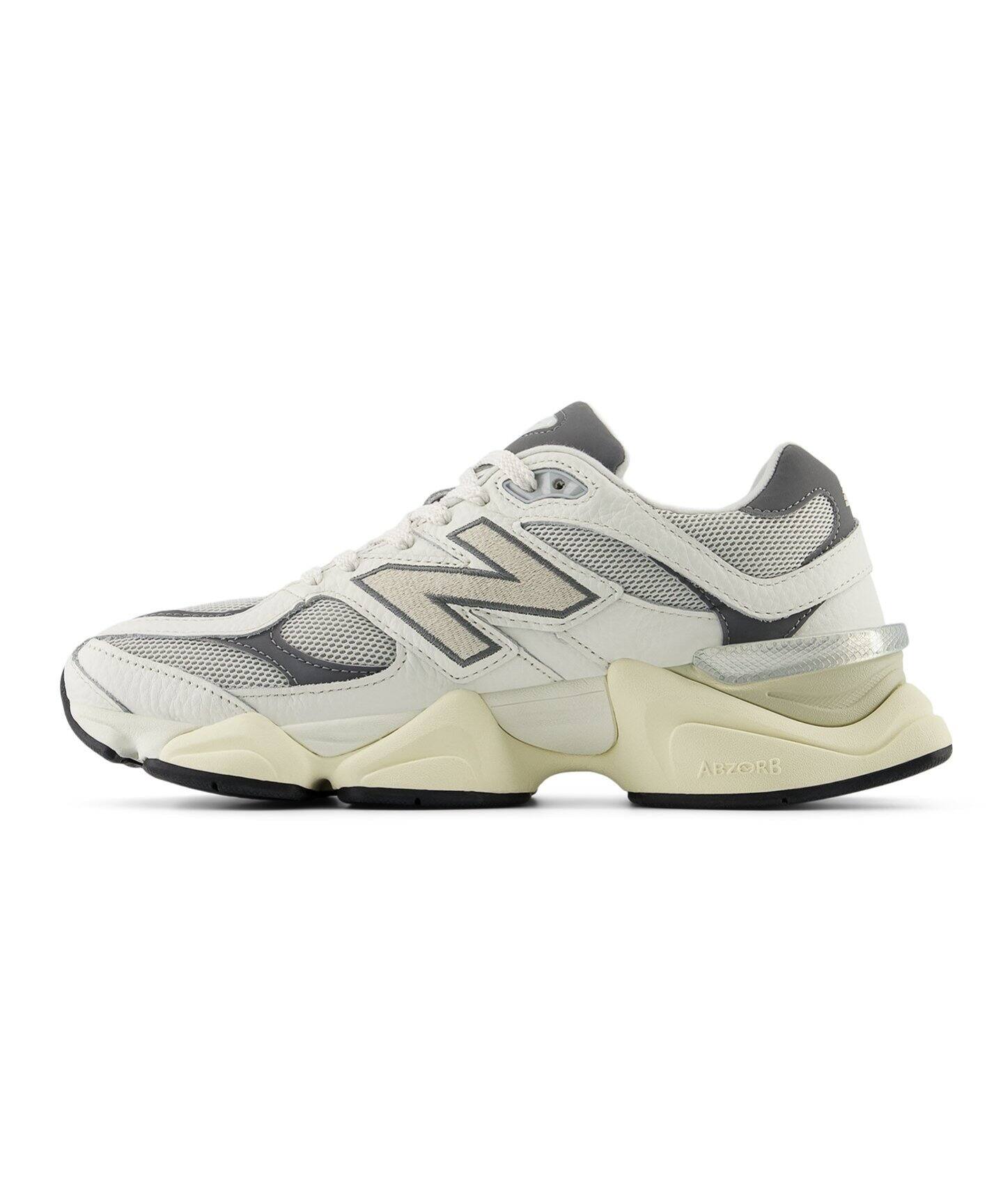 新品！ニューバランス U9060AGA 23.5 New Balance（ニューバランス） スニーカー U9060AGA WHITE LIGHT GRAY