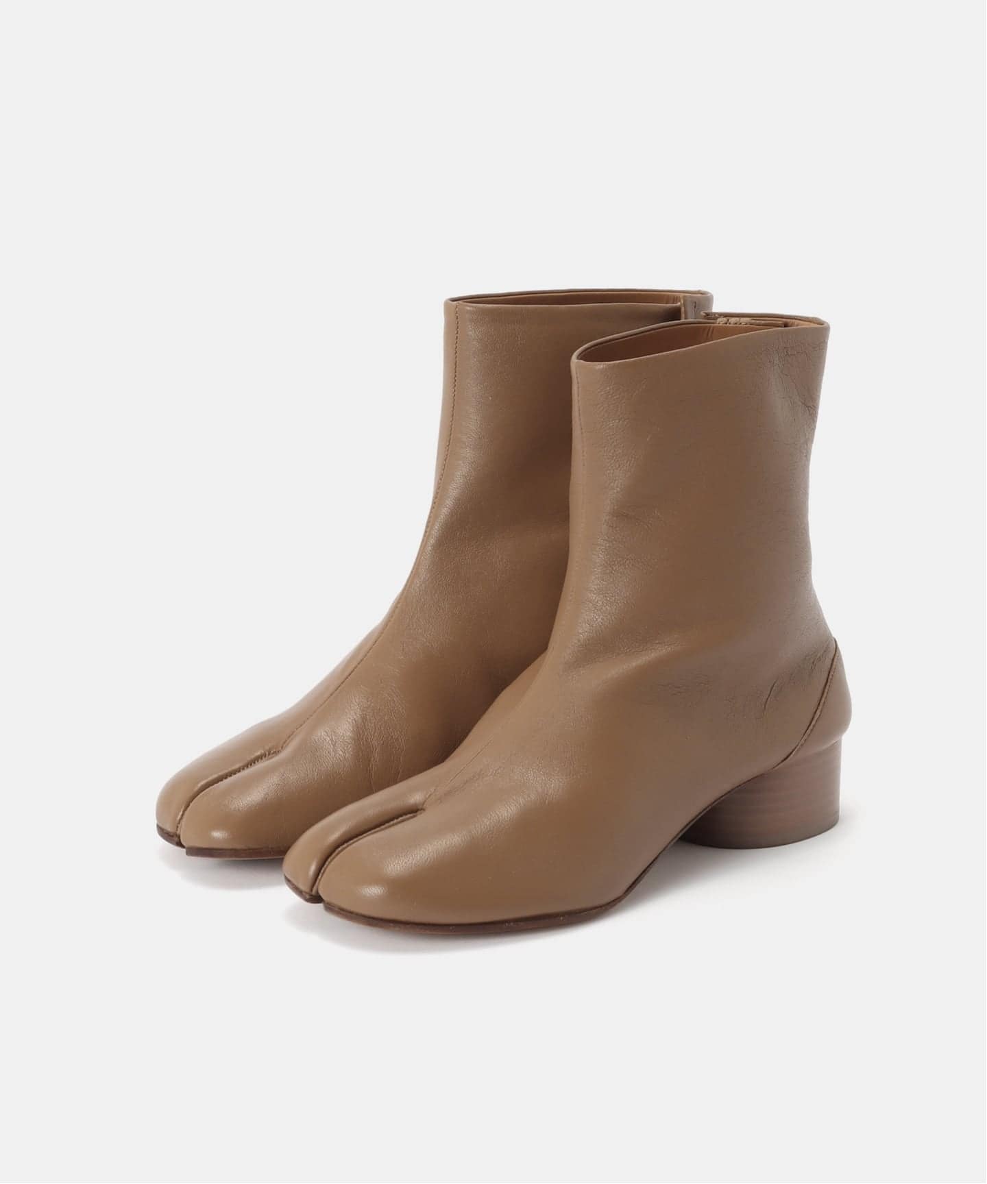 ショートブーツ・ブーティ Maison Margiela 'Tabi' ankle boots MAISON MARGIELA / メゾン マルジェラ】TABI ANKLE BOOT H60