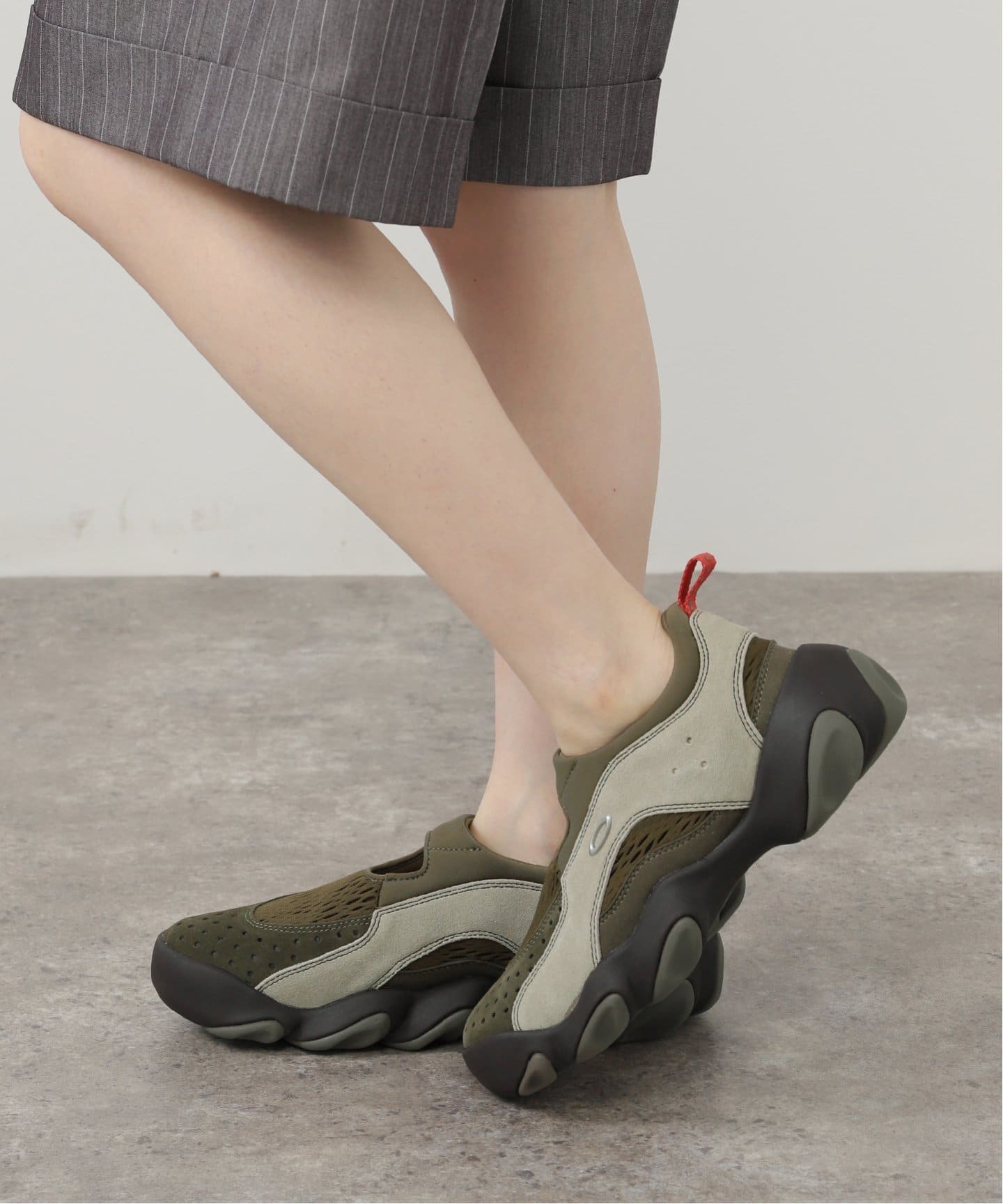 BRAIN DEAD×OAKLEY】 FLESH SANDAL S02004457D125（サンダル