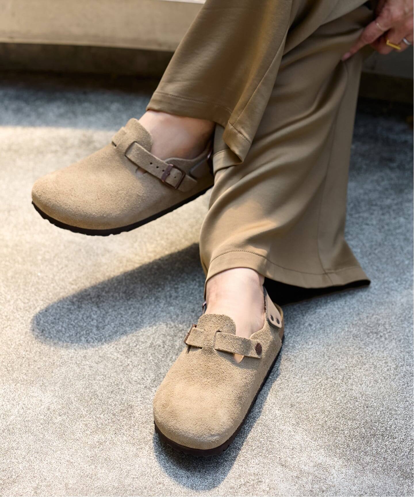 完売 新品 JOURNALSTANDARD BIRKENSTOCK TOKIO 追加》【BIRKENSTOCK/ビルケンシュトック】 TOKIO TAUPE SUEDE