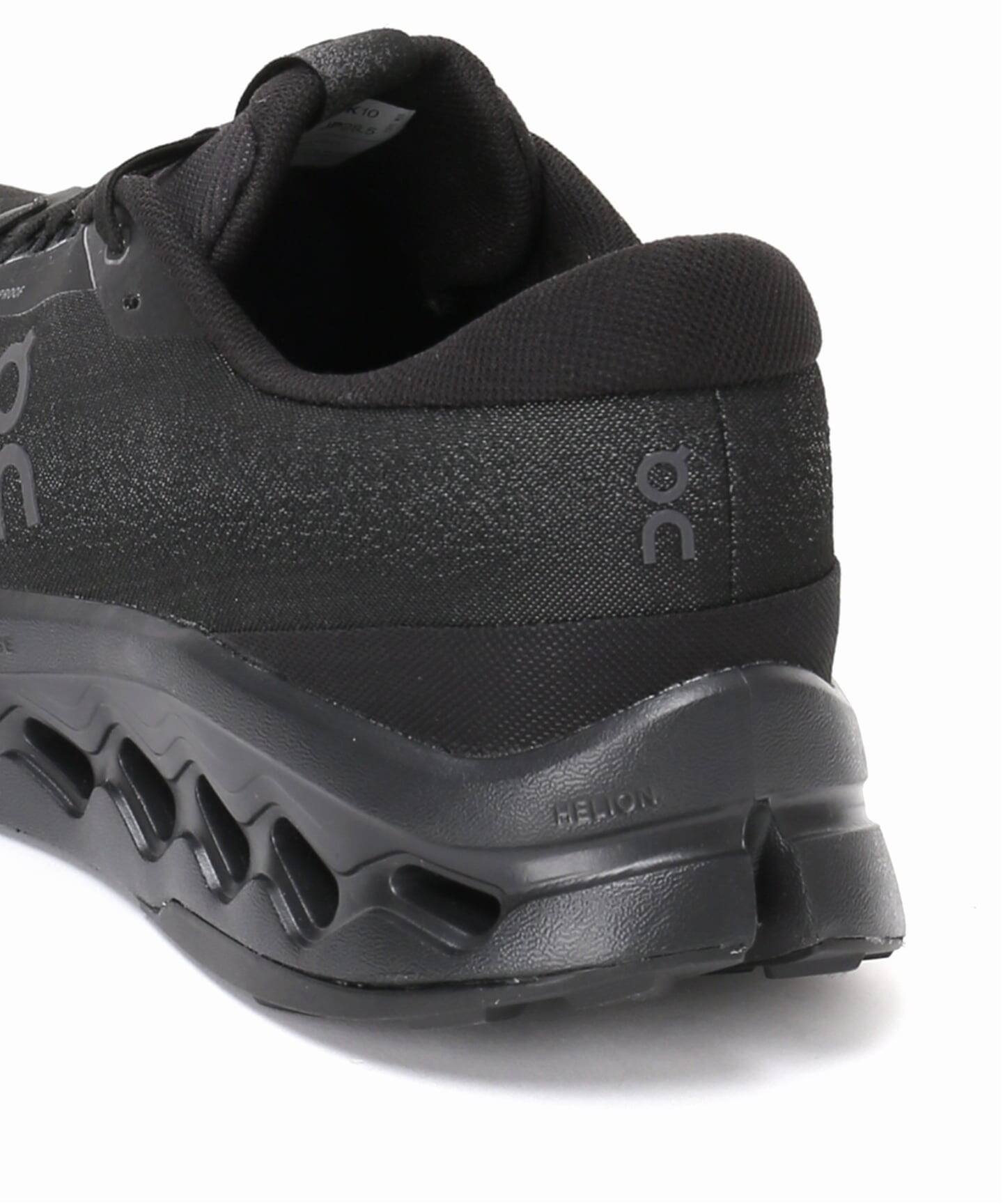 On / オン Running クラウドサーファー トレイル 2 ウォータープルーフ