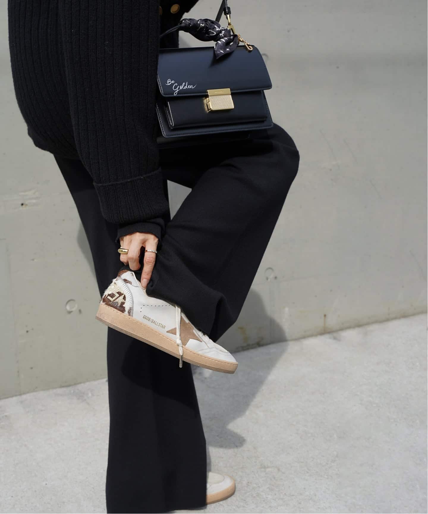 ドゥーズィエムクラス　ゴールデングース　スニーカー　ブラックxゴールド GOLDEN GOOSE/ゴールデングース】 BALLSTAR COW PRINTED（スニーカー