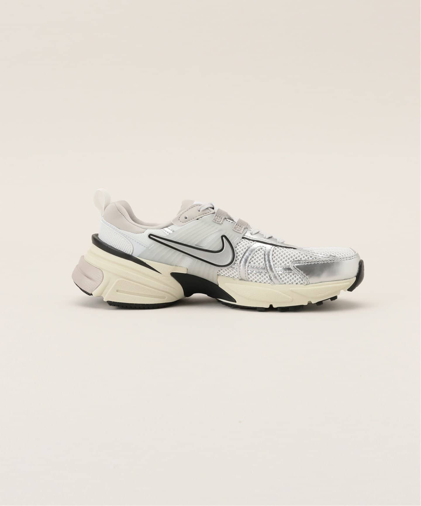ドゥーズイエムクラス取扱　NIKE V2K run スニーカー　24.0 ドゥーズイエムクラス取扱 NIKE V2K run スニーカー 24.0