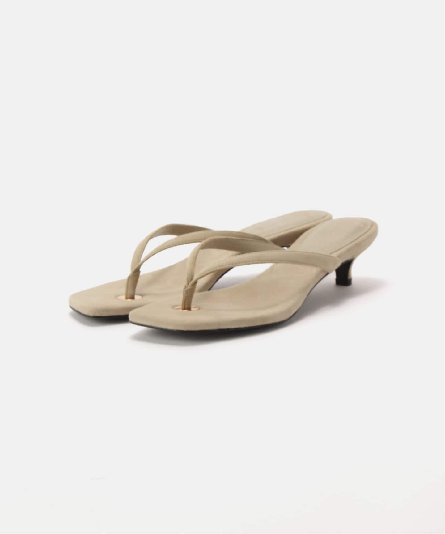 値下!超美品　BLACK SUEDE STUDIO ベージュサンダル35size BLACK SUEDE STUDIO/ブラックスエードスタジオ】THONGS サンダル