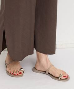 GIUSEPPE ZANOTTI/ジュゼッペ ザノッティ】 SILVER PLATE FLAT SANDAL 