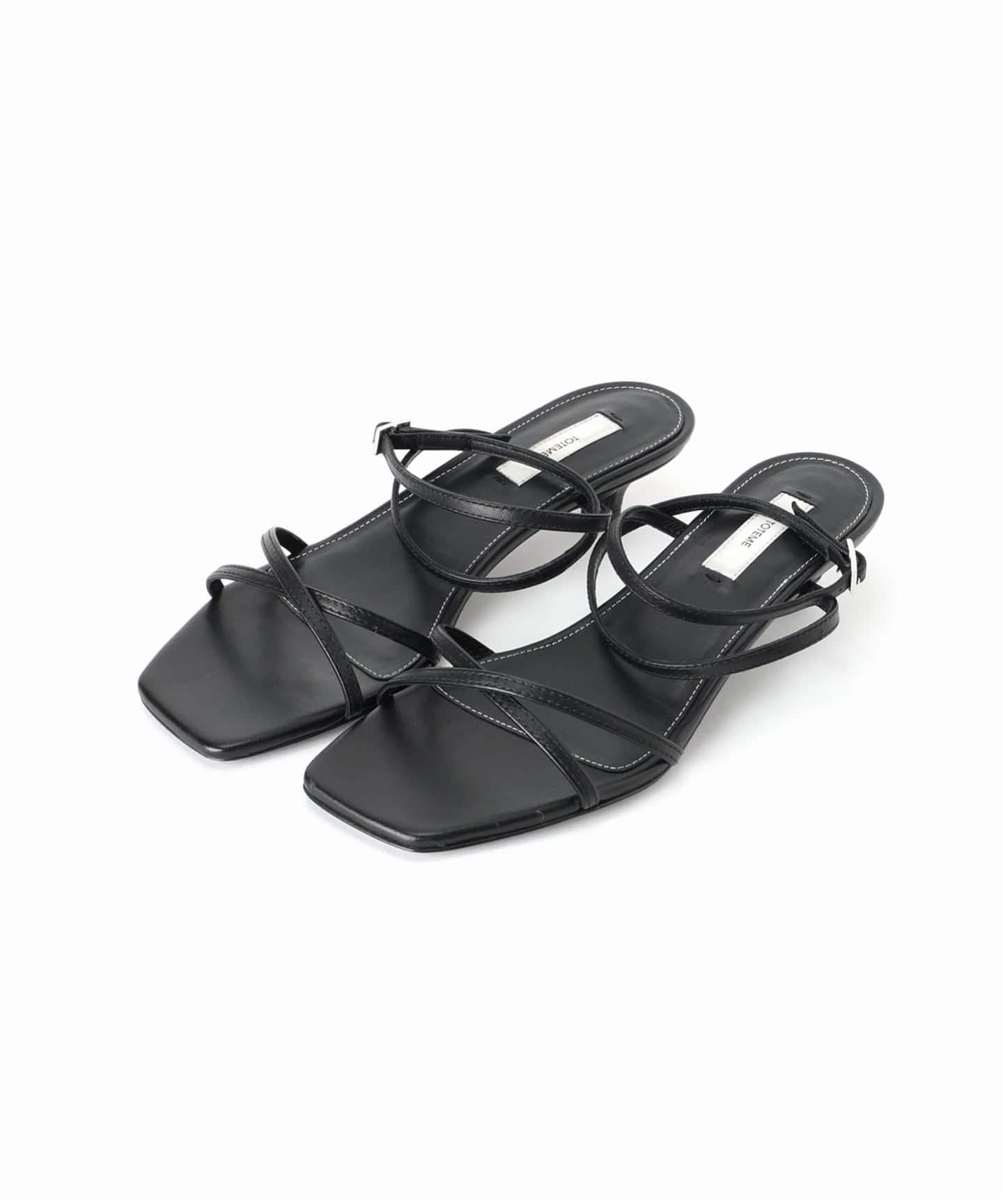 TOTEME/トーテム】LEATHER CROSSOVER SANDALS（サンダル）｜AP